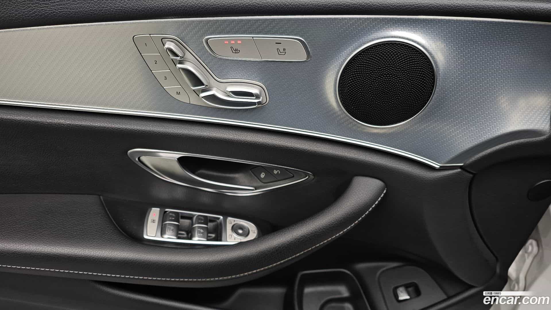 E-Class Mercedes-Benz 2019.11-OPTION-022