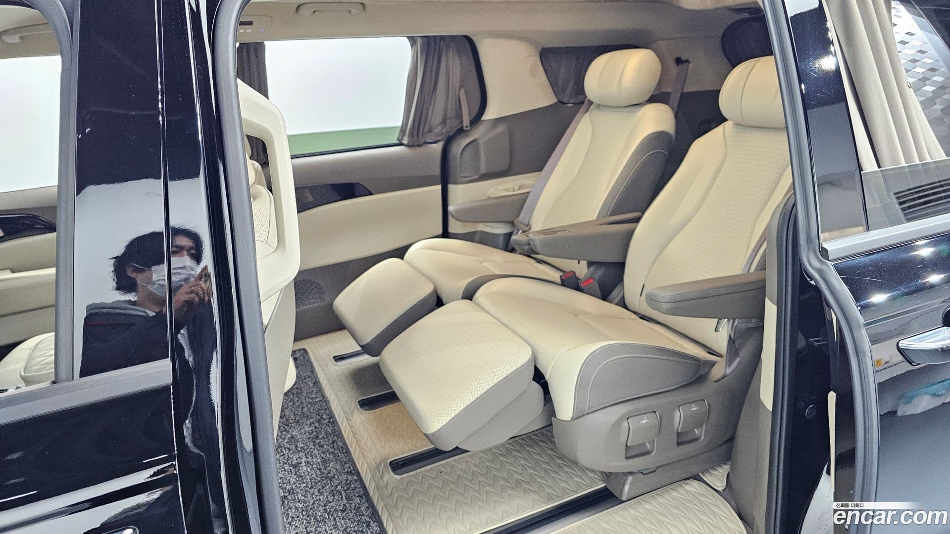 Main__Slider__Photo:Canival Kia 2024.4-11