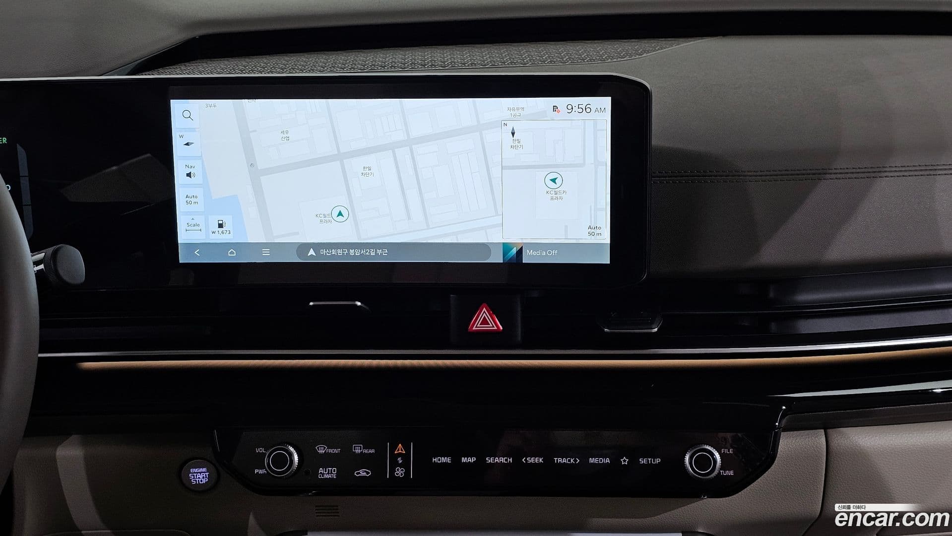 Main__Slider__Photo:Canival Kia 2024.4-13