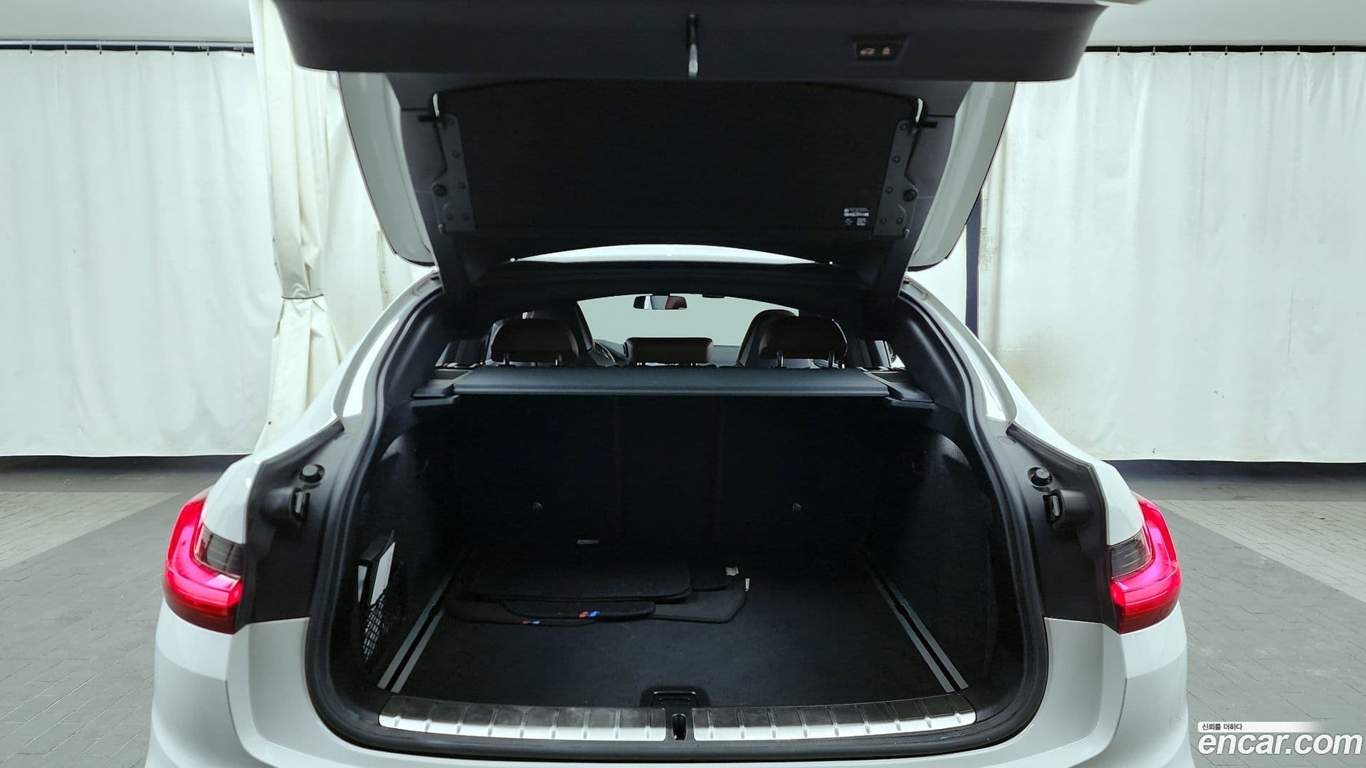 Main__Slider__Photo:X4M BMW 2021.8-19