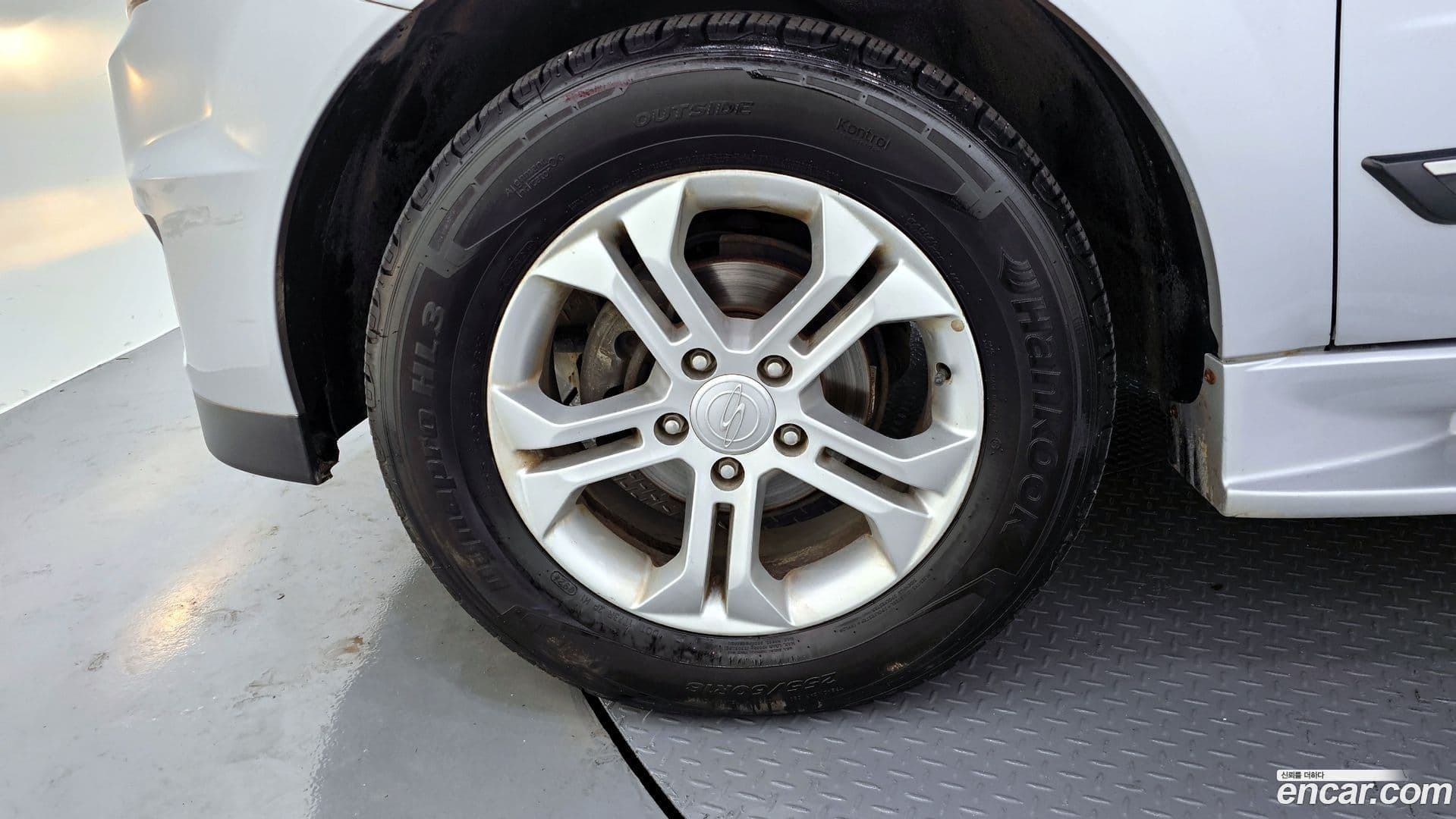 Main__Slider__Photo:KORANDO KG_Mobility_Ssangyong 2012.0-4