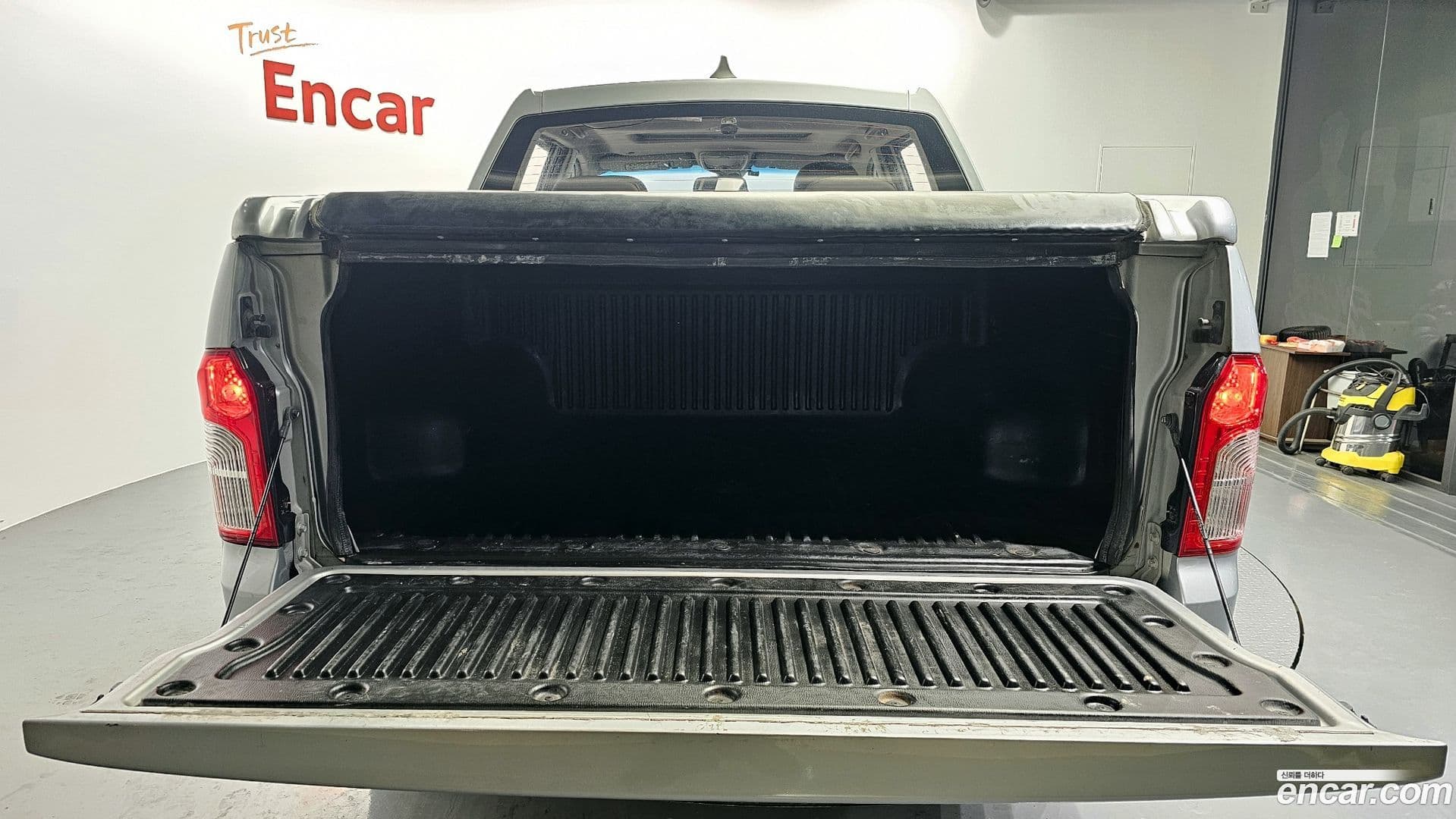 Main__Slider__Photo:KORANDO KG_Mobility_Ssangyong 2012.0-19