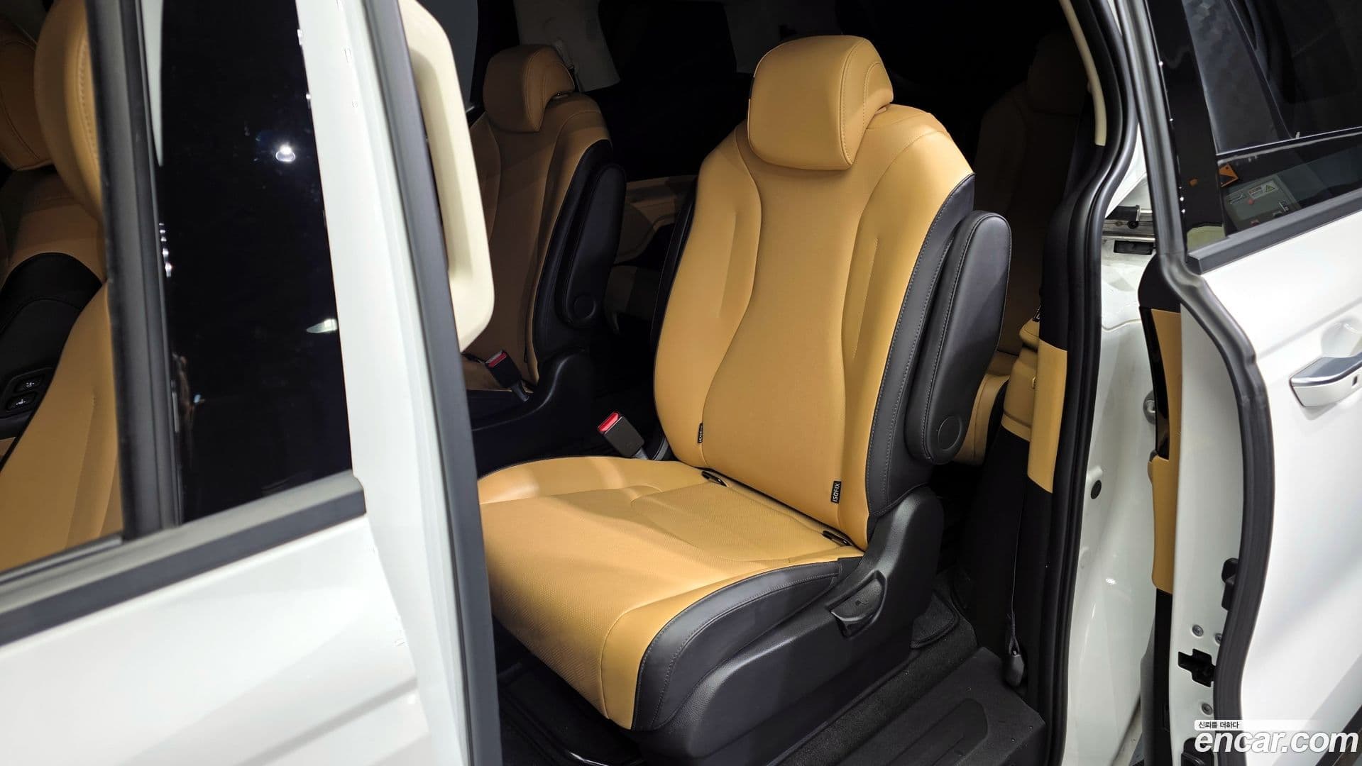 Main__Slider__Photo:Canival Kia 2022.6-10