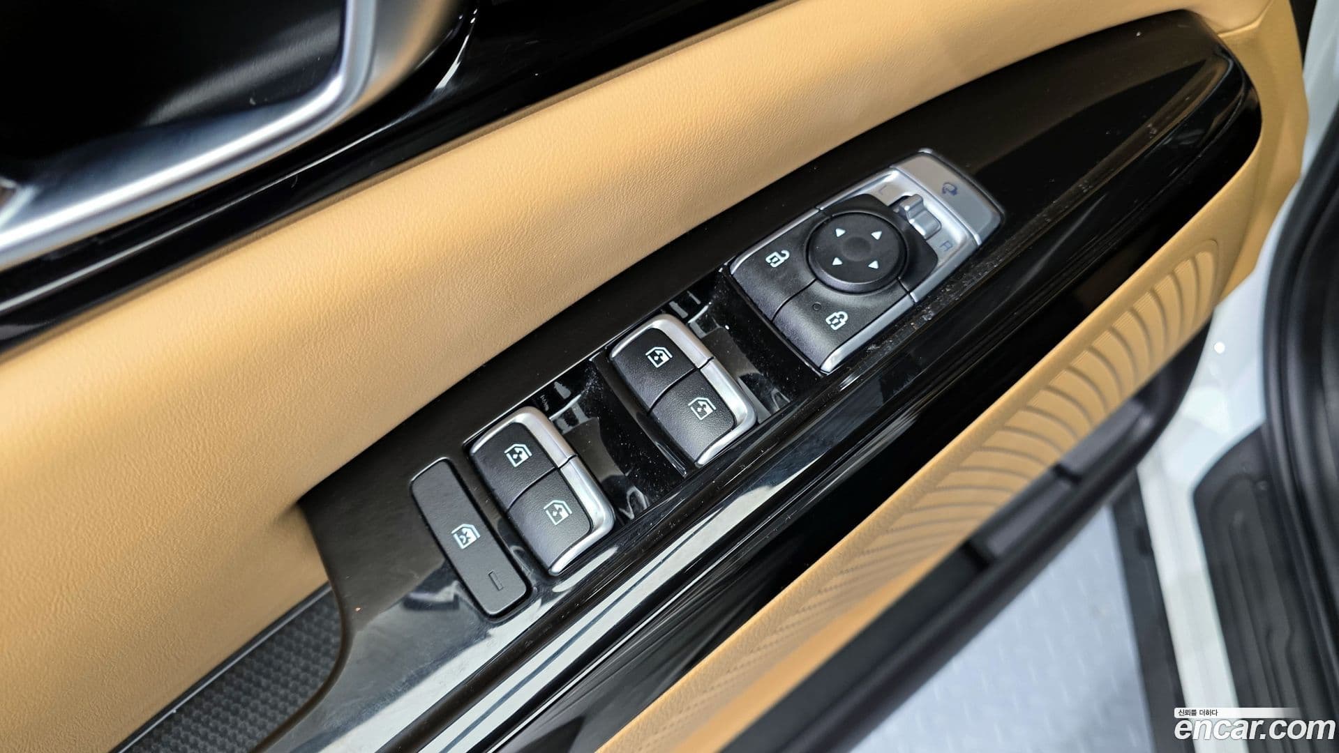 Main__Slider__Photo:Canival Kia 2022.6-13