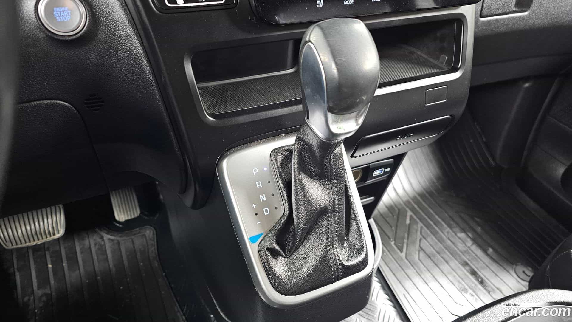 Staria Hyundai 2021.7-INNER-009