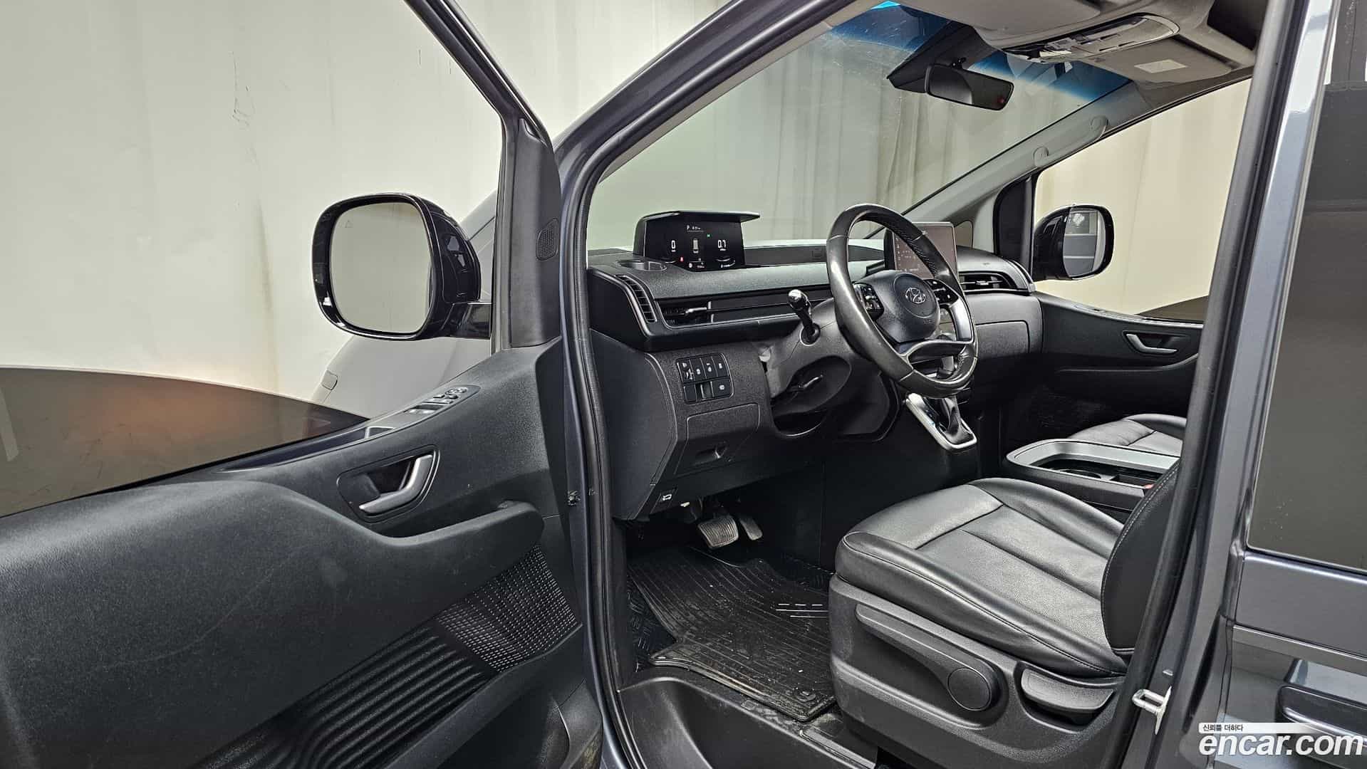 Staria Hyundai 2021.7-INNER-010