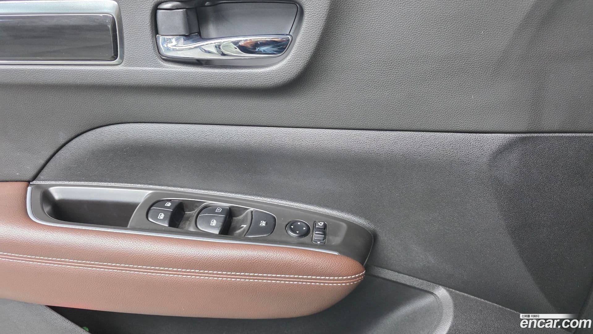 Main__Slider__Photo:QM6 Renault Korea 2016.10-12