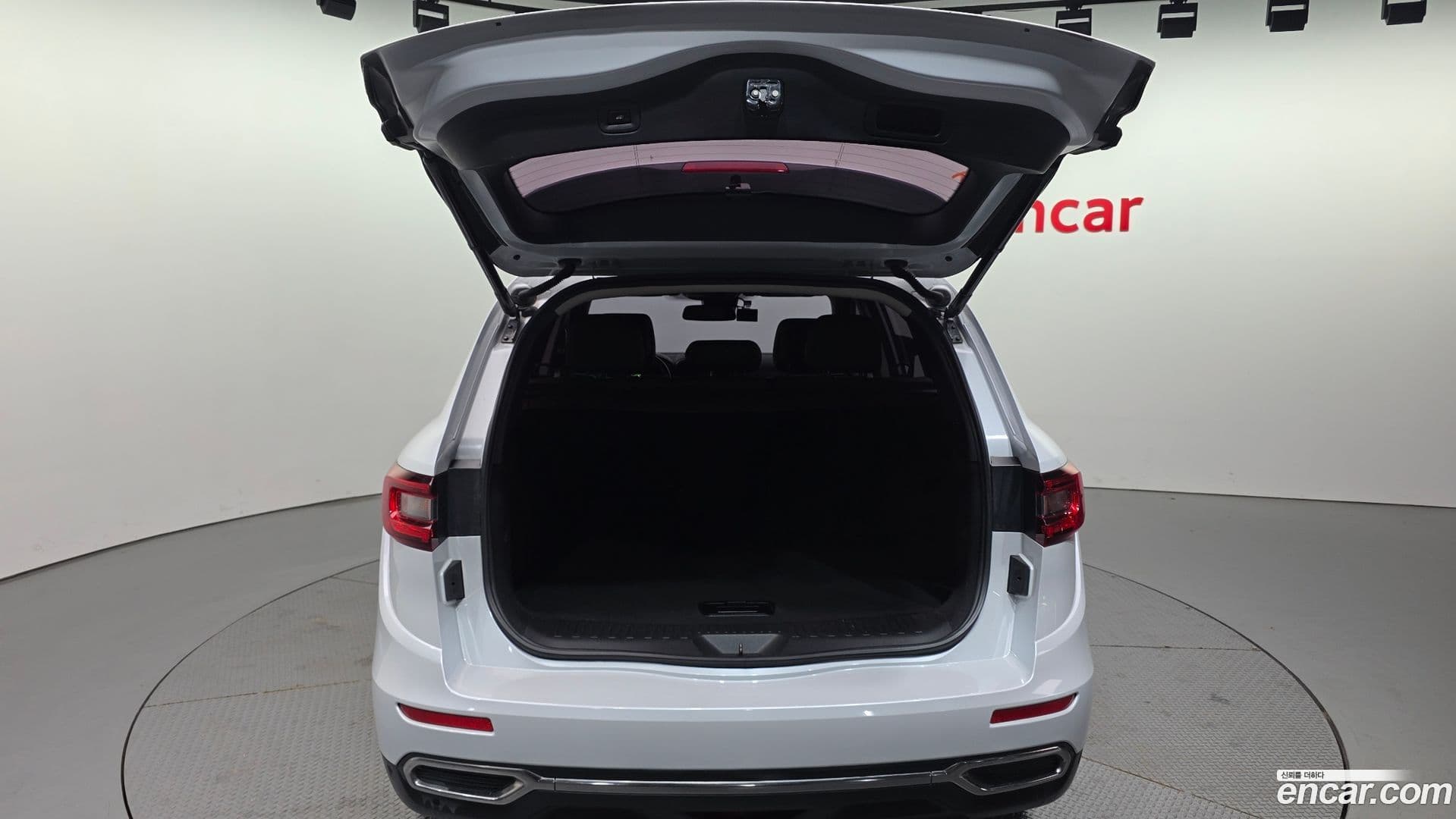 Main__Slider__Photo:QM6 Renault Korea 2016.10-19