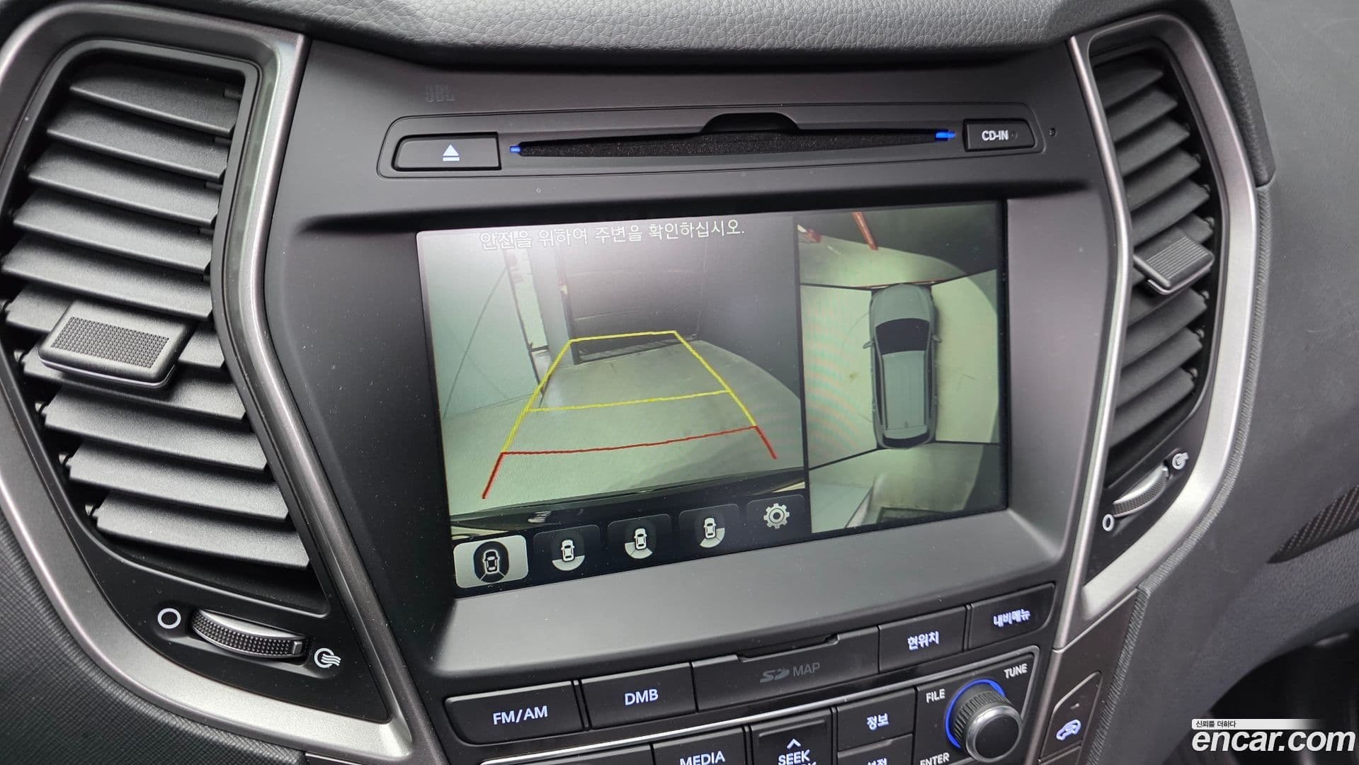 Main__Slider__Photo:Santafe Hyundai 2017.4-15