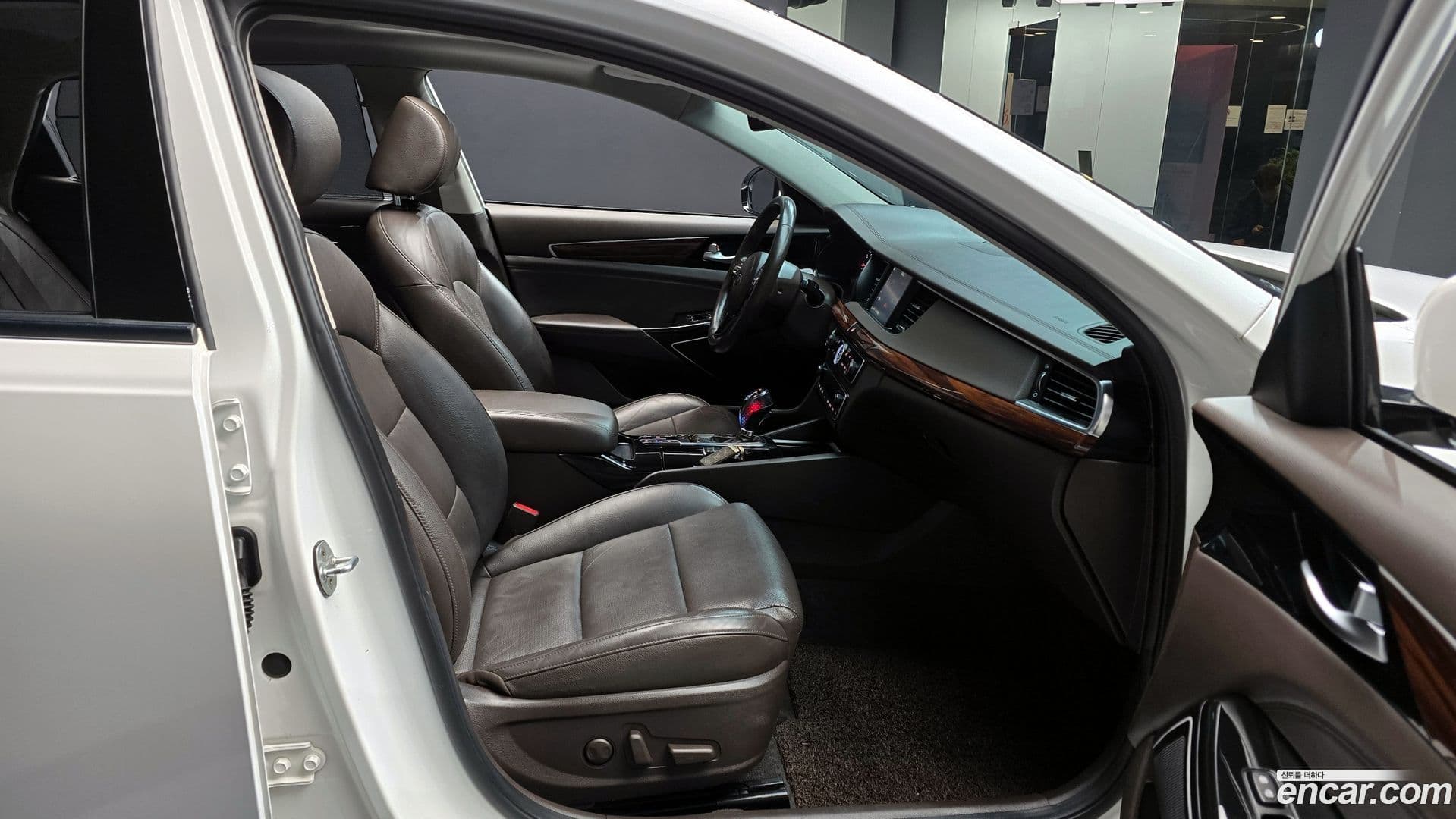 Main__Slider__Photo:K7 Kia 2016.1-9