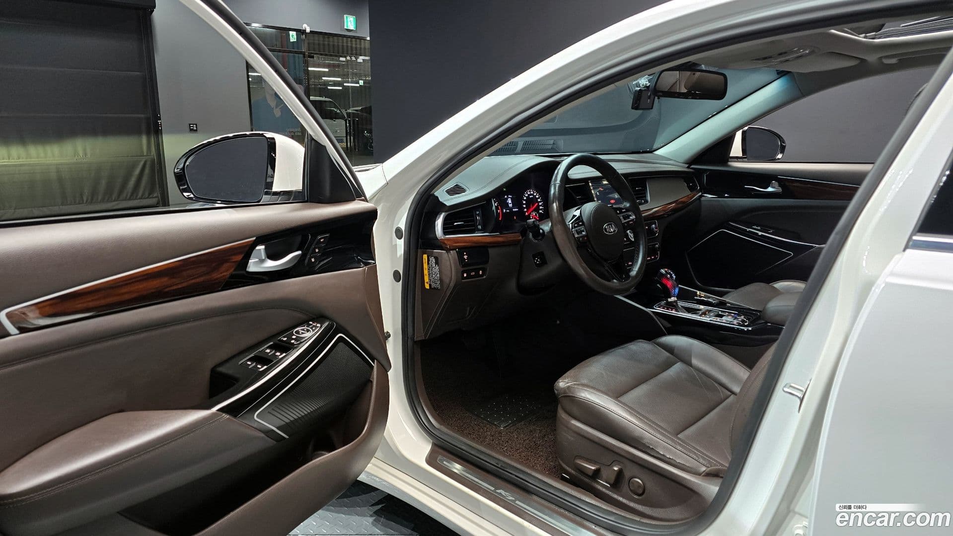 Main__Slider__Photo:K7 Kia 2016.1-10