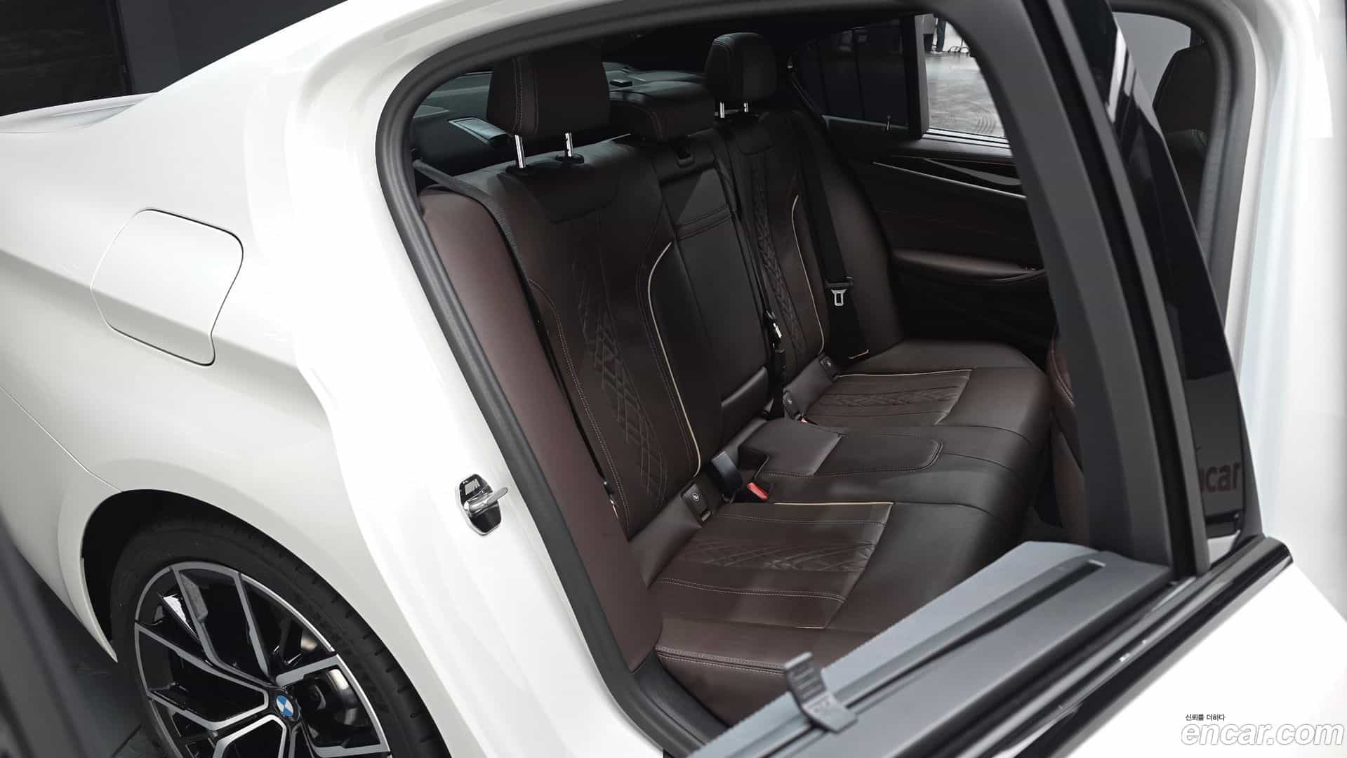 5-Series BMW 2023.5-OPTION-015