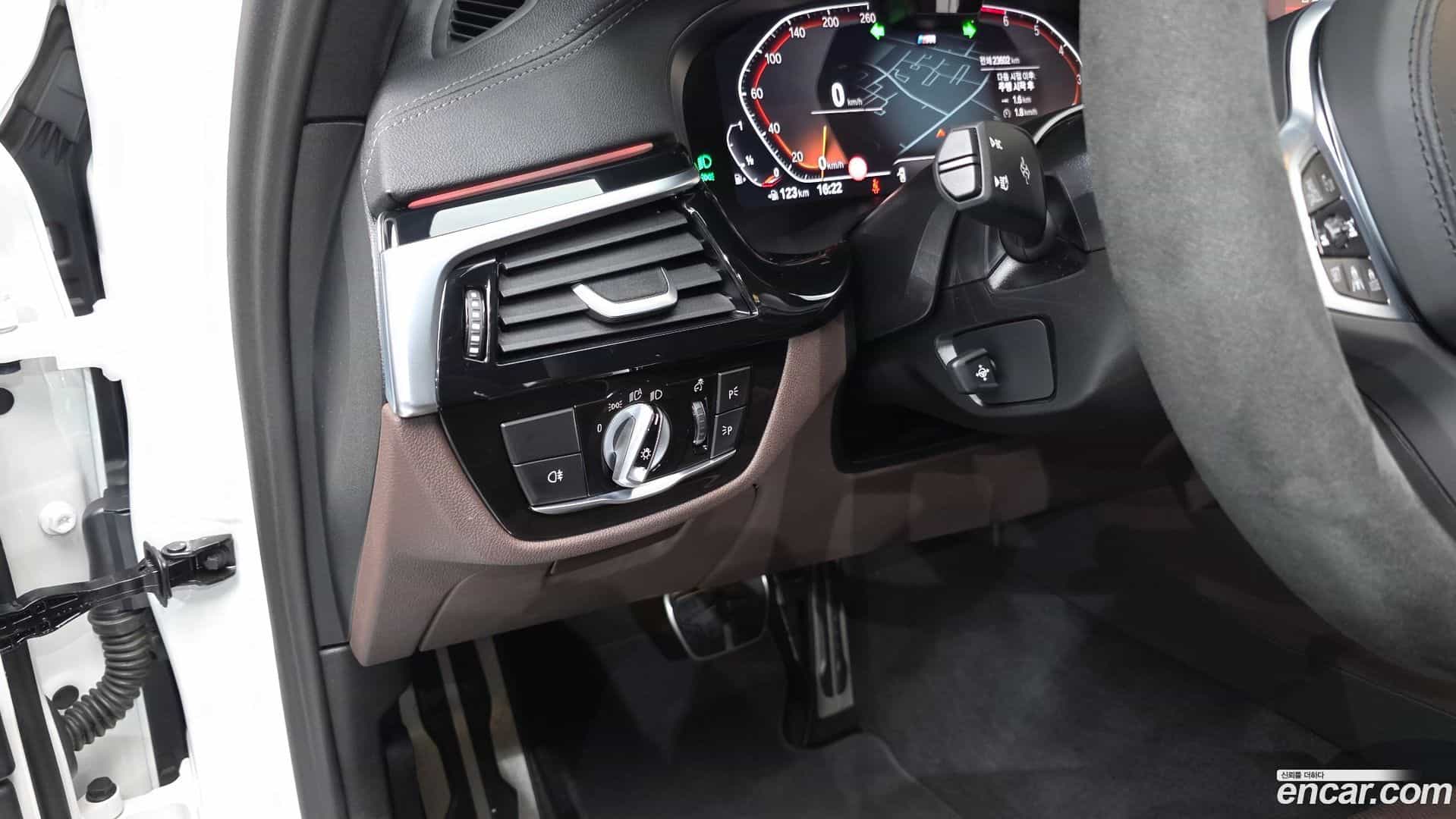 5-Series BMW 2023.5-OPTION-017