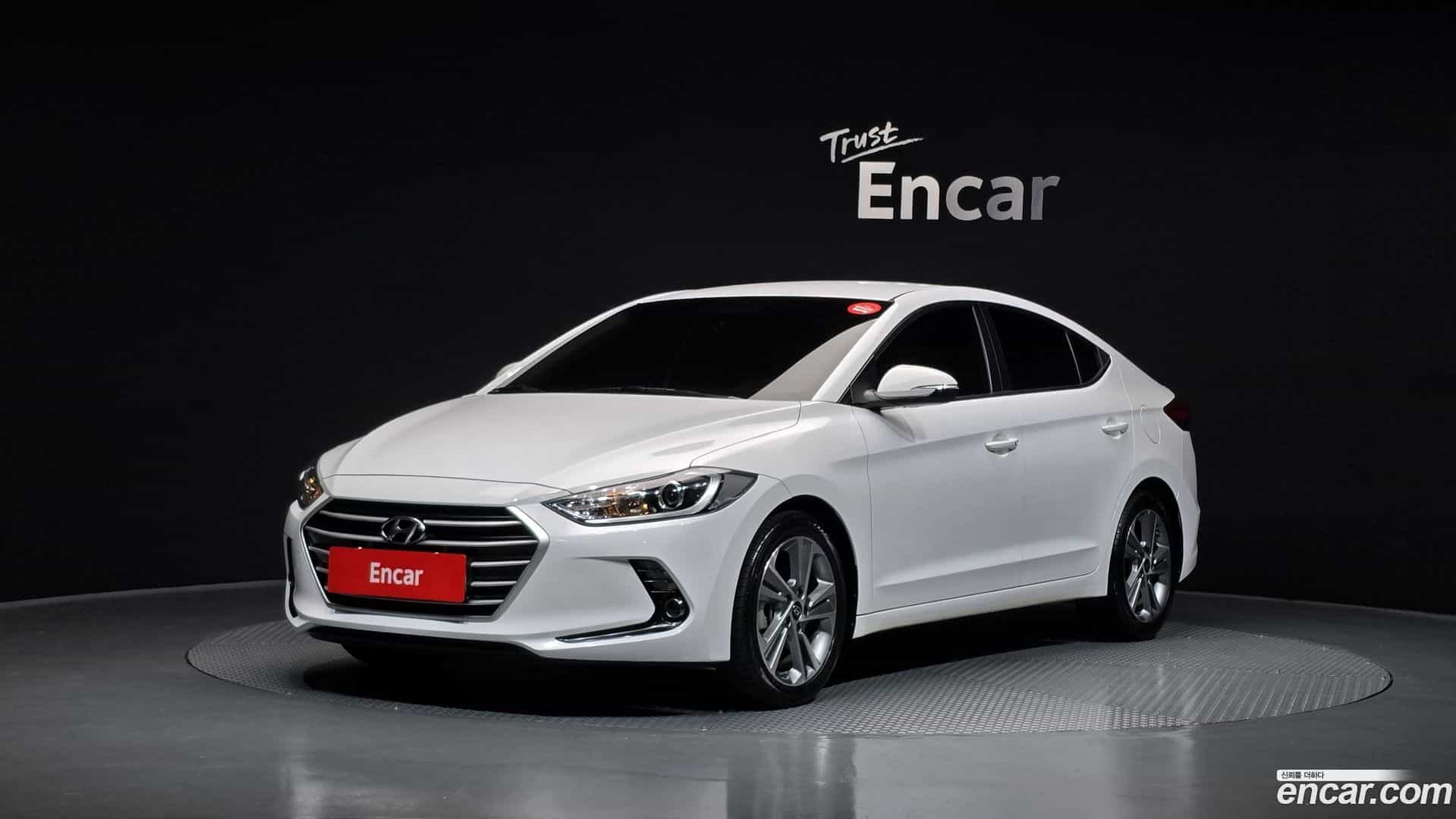 AVANTE Hyundai 2018.7-OUTER-001