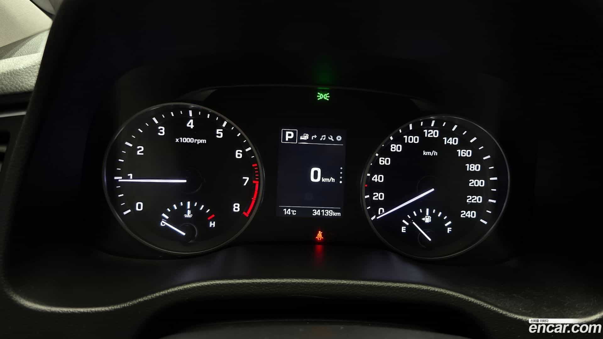 AVANTE Hyundai 2018.7-INNER-008