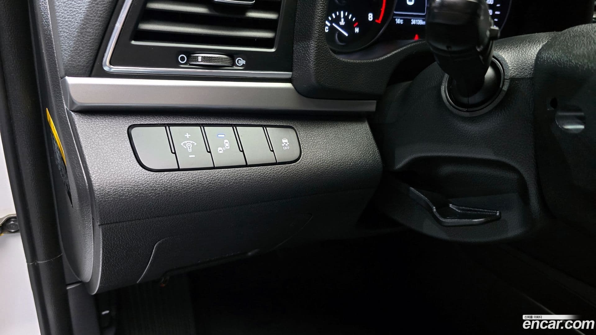 Main__Slider__Photo:AVANTE Hyundai 2018.7-14