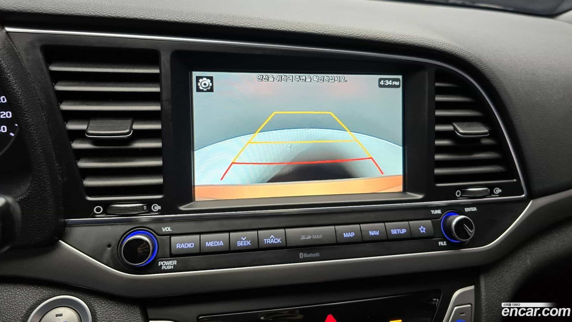 AVANTE Hyundai 2018.7-OPTION-020