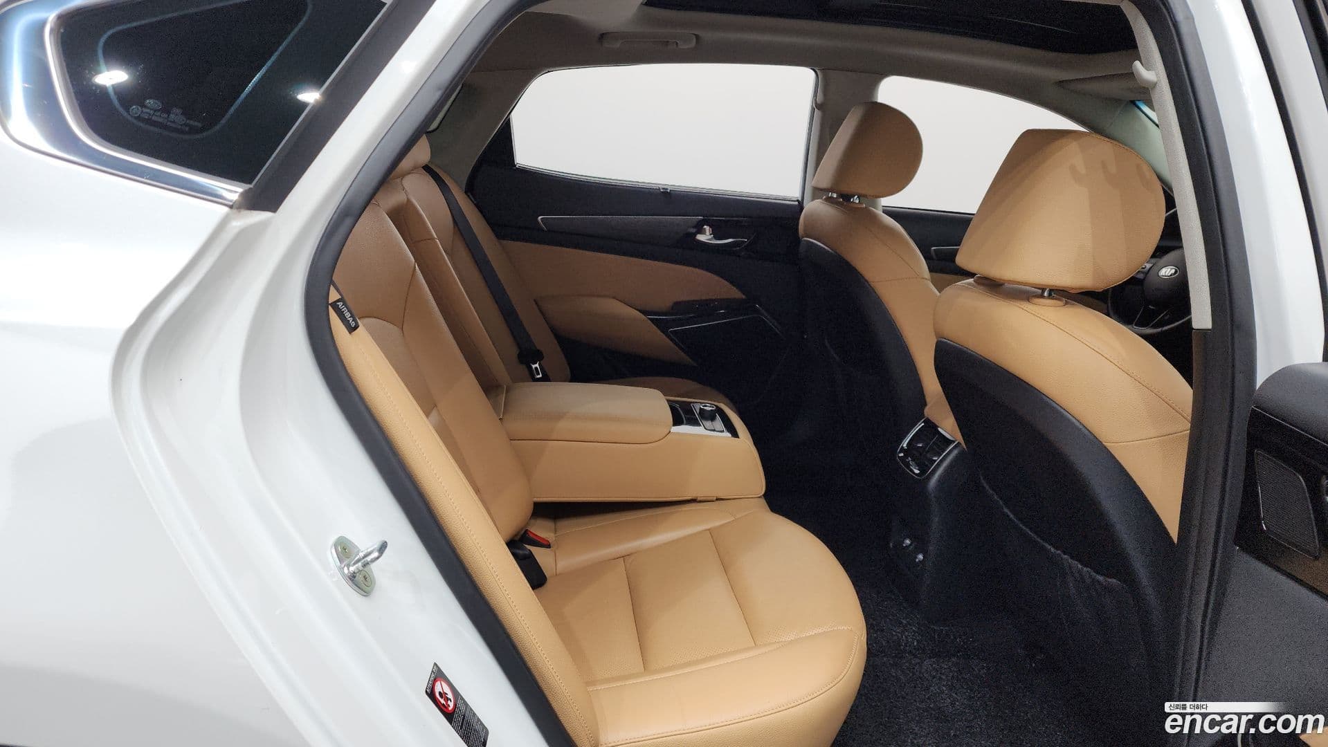 Main__Slider__Photo:K7 Kia 2019.7-11