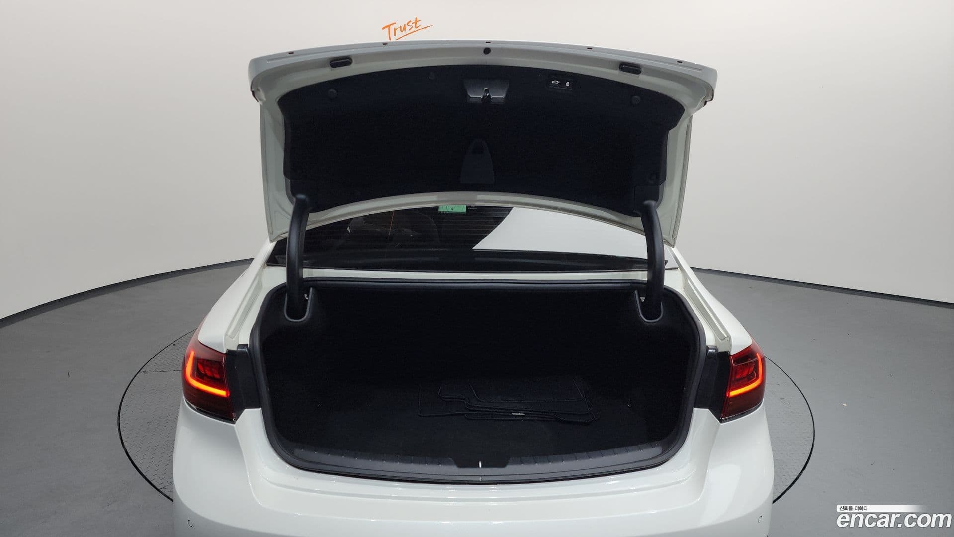 Main__Slider__Photo:K7 Kia 2019.7-19