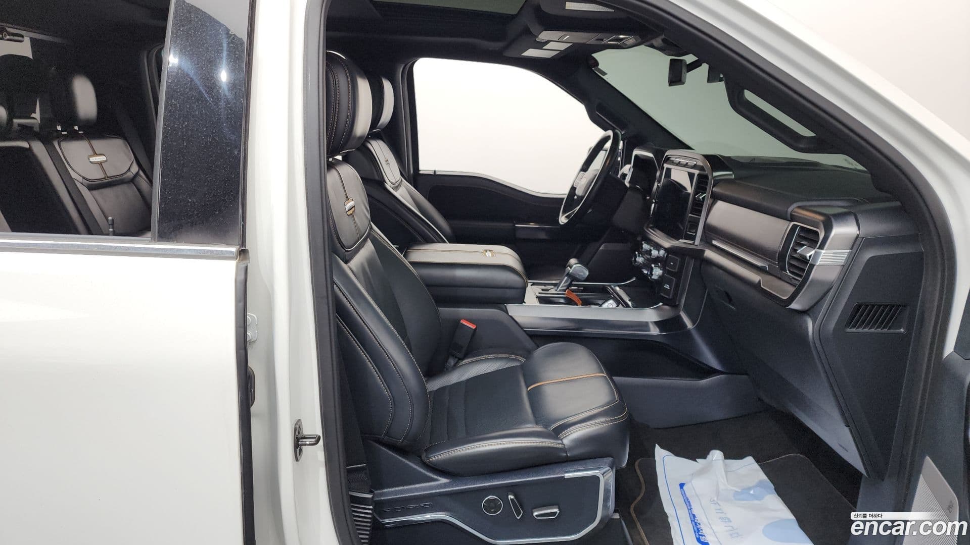 Main__Slider__Photo:F150 Ford 2021.8-10