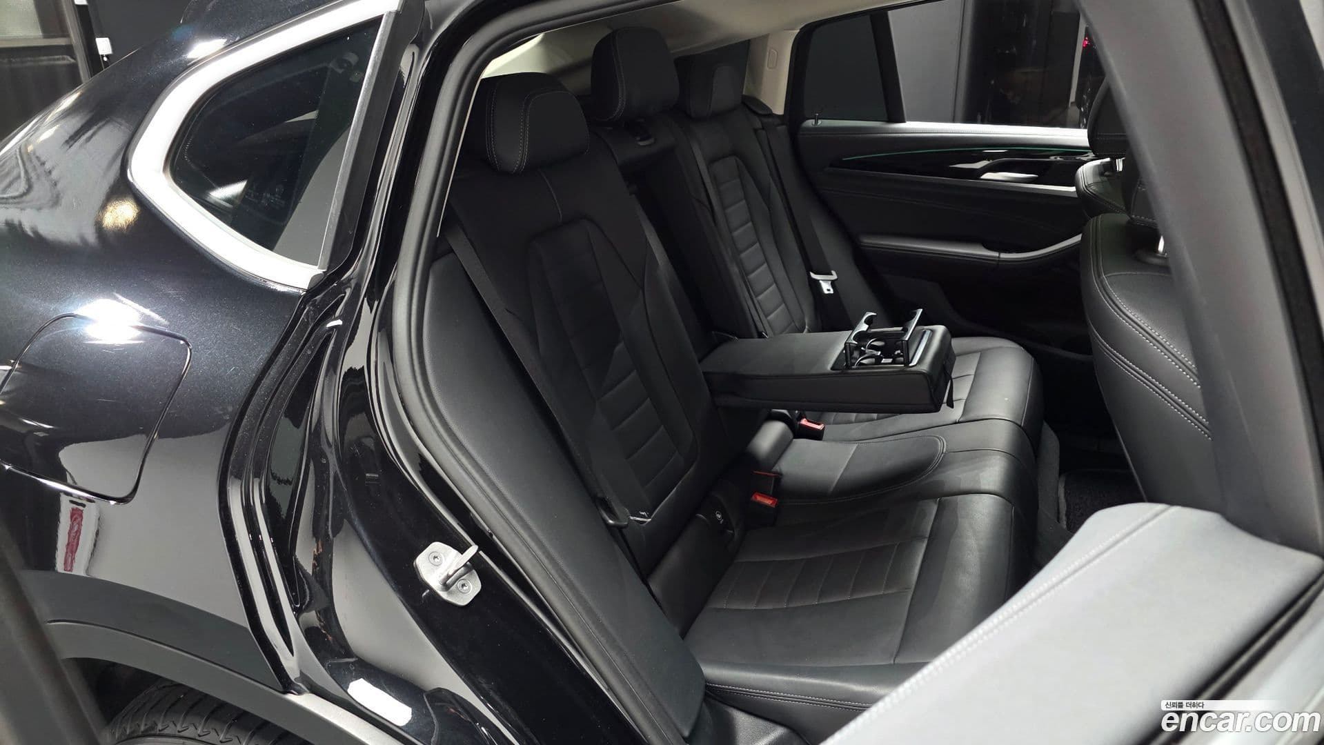 Main__Slider__Photo:X4 BMW 2023.2-10