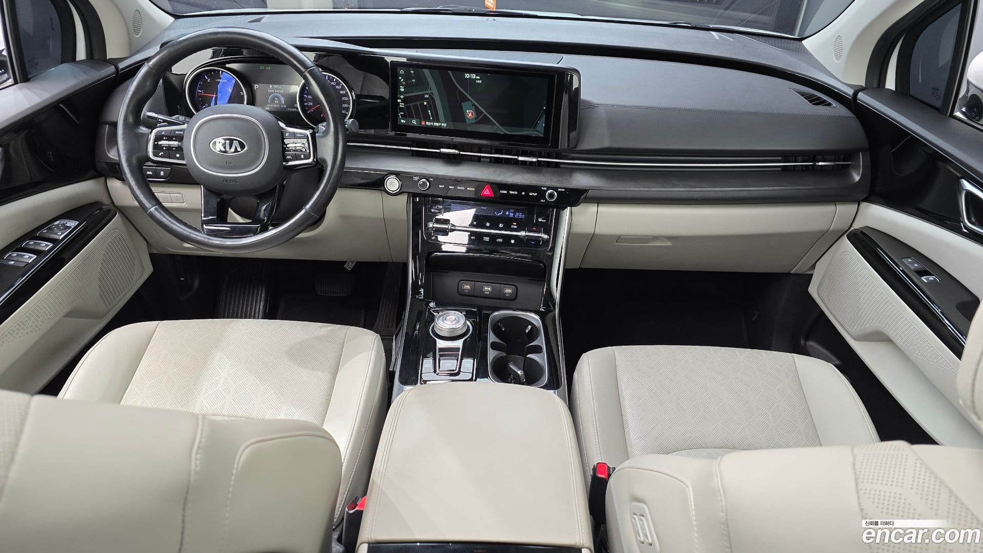 Main__Slider__Photo:Canival Kia 2021.4-6