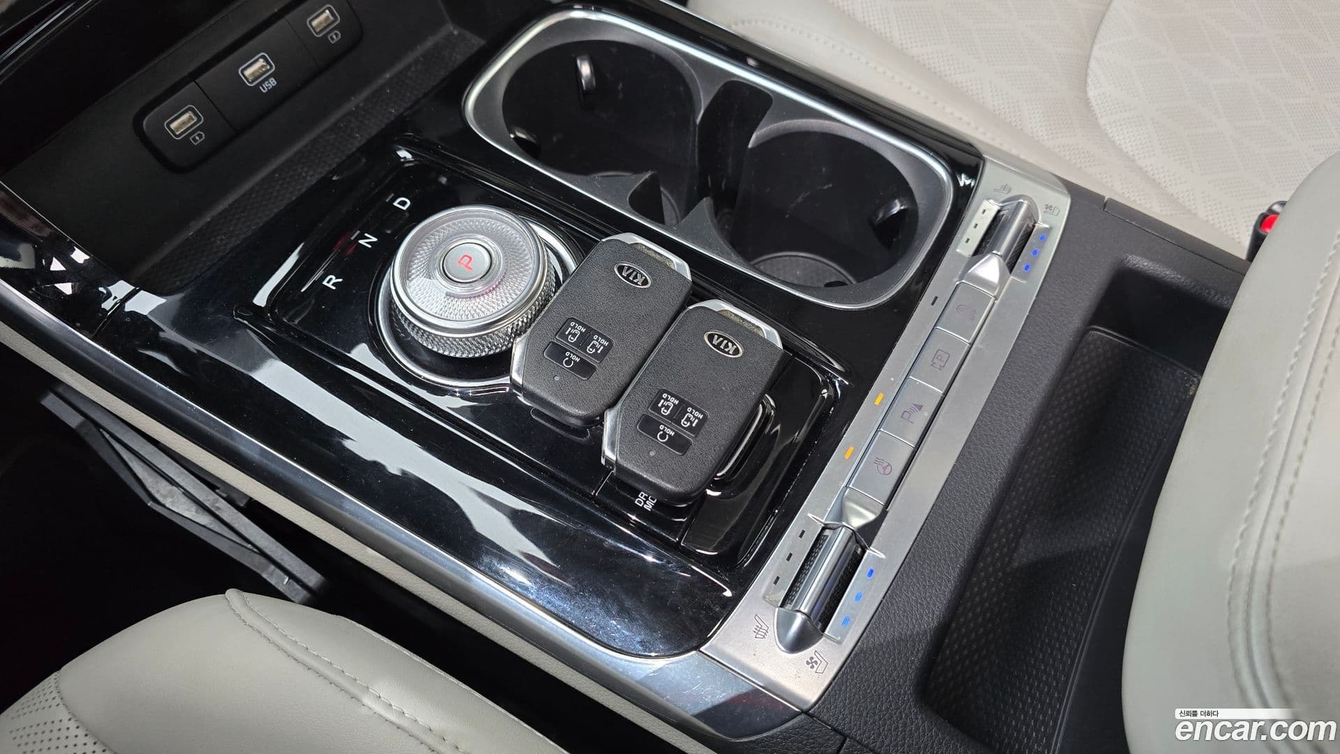 Main__Slider__Photo:Canival Kia 2021.4-8