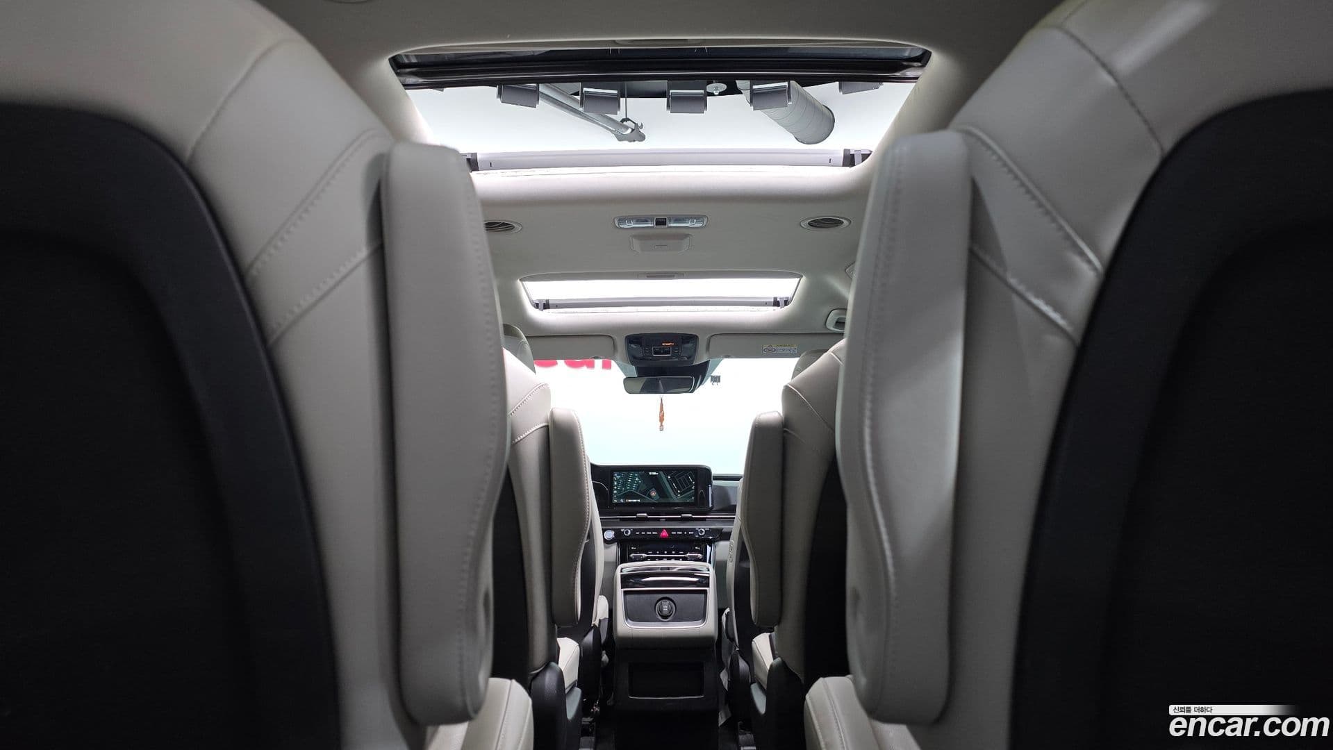 Main__Slider__Photo:Canival Kia 2021.4-19