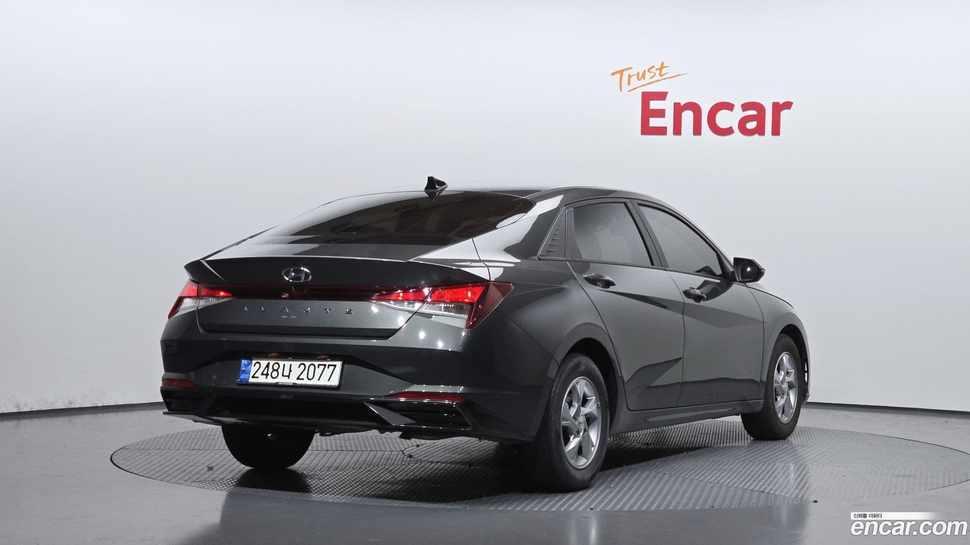 Main__Slider__Photo:AVANTE Hyundai 2021.1-1