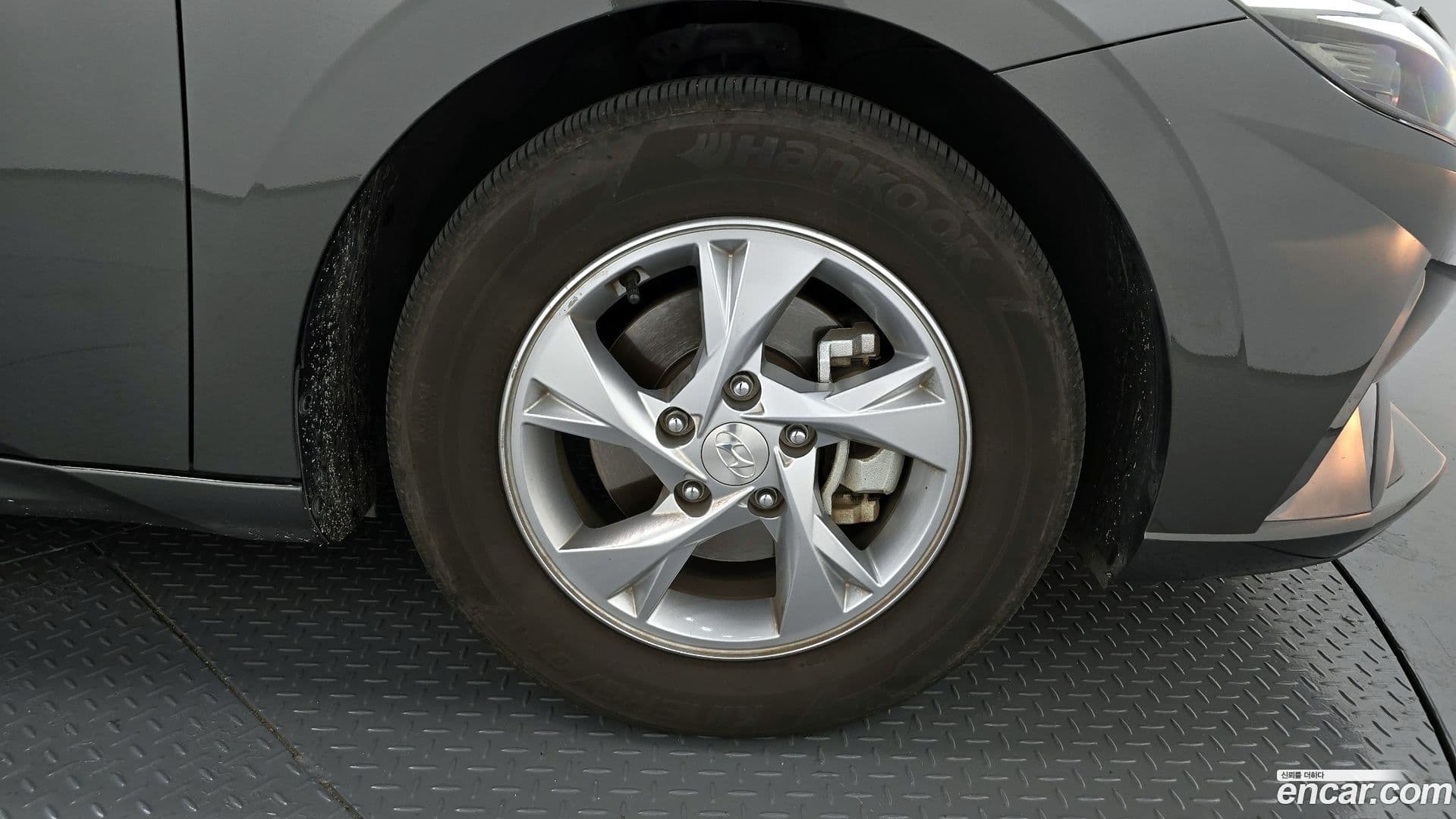 Main__Slider__Photo:AVANTE Hyundai 2021.1-4