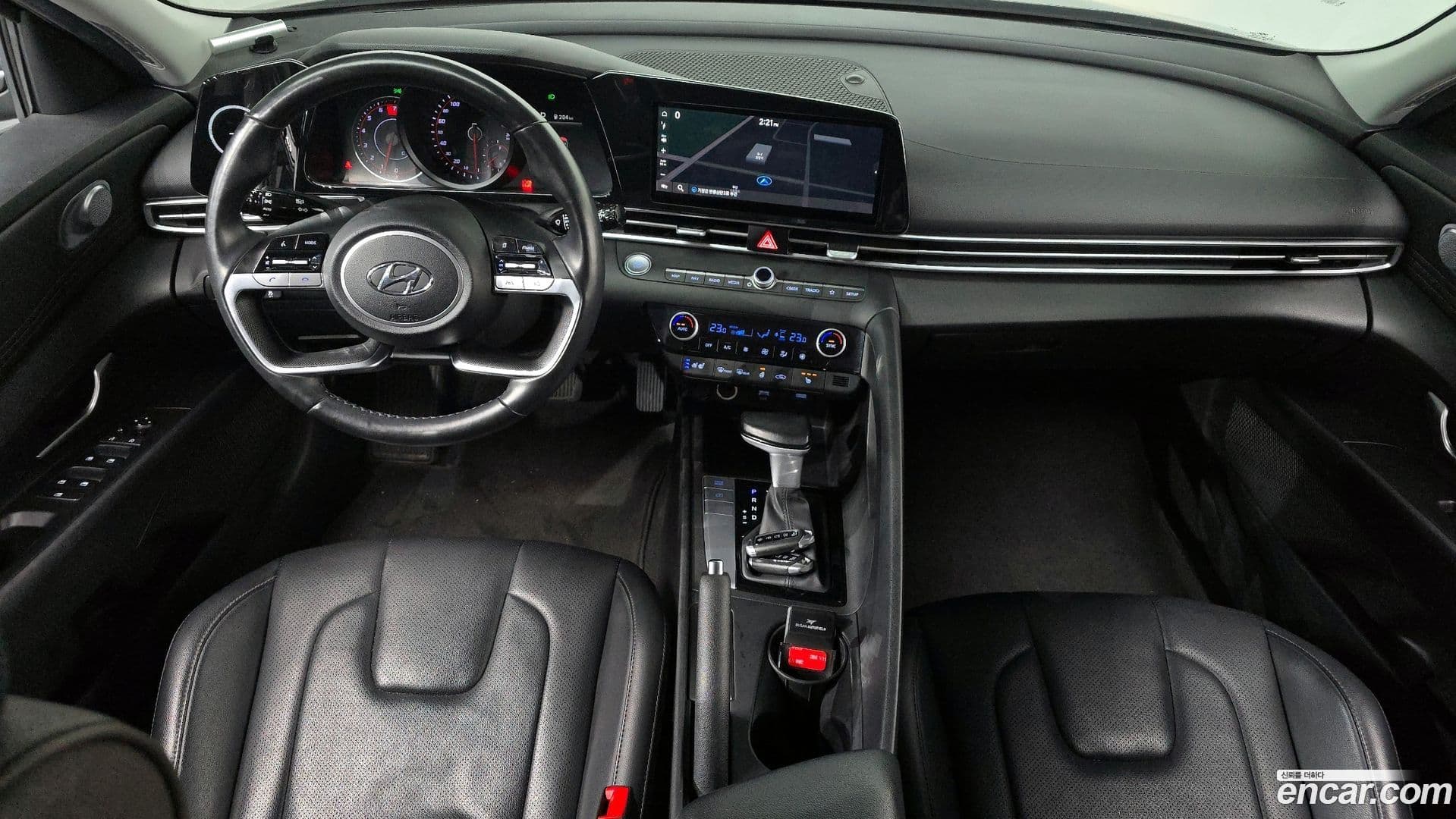 Main__Slider__Photo:AVANTE Hyundai 2021.1-6