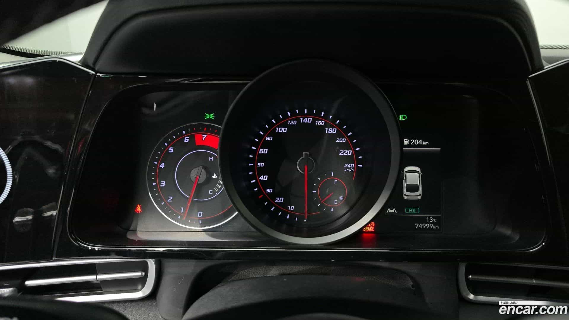 AVANTE Hyundai 2021.1-INNER-008