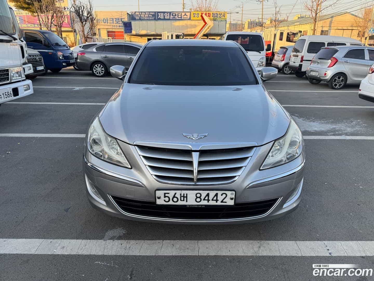 Genesis Hyundai 2012.11-OUTER-002