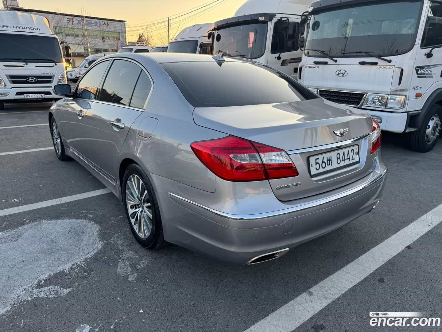 Genesis Hyundai 2012.11-OUTER-003