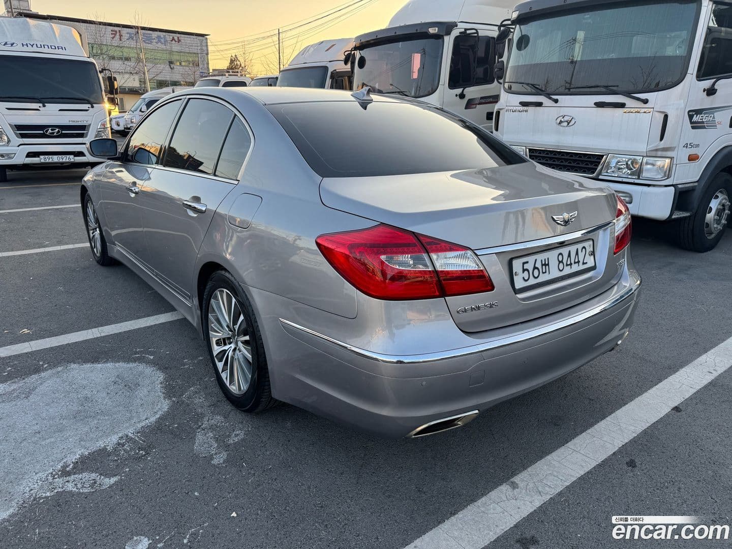 Main__Slider__Photo:Genesis Hyundai 2012.11-2