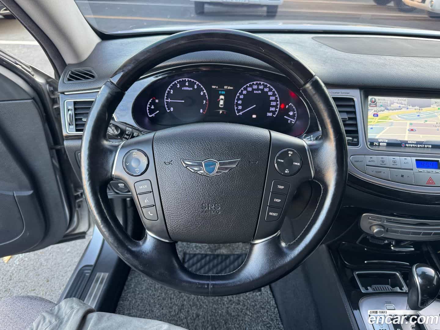 Genesis Hyundai 2012.11-INNER-009