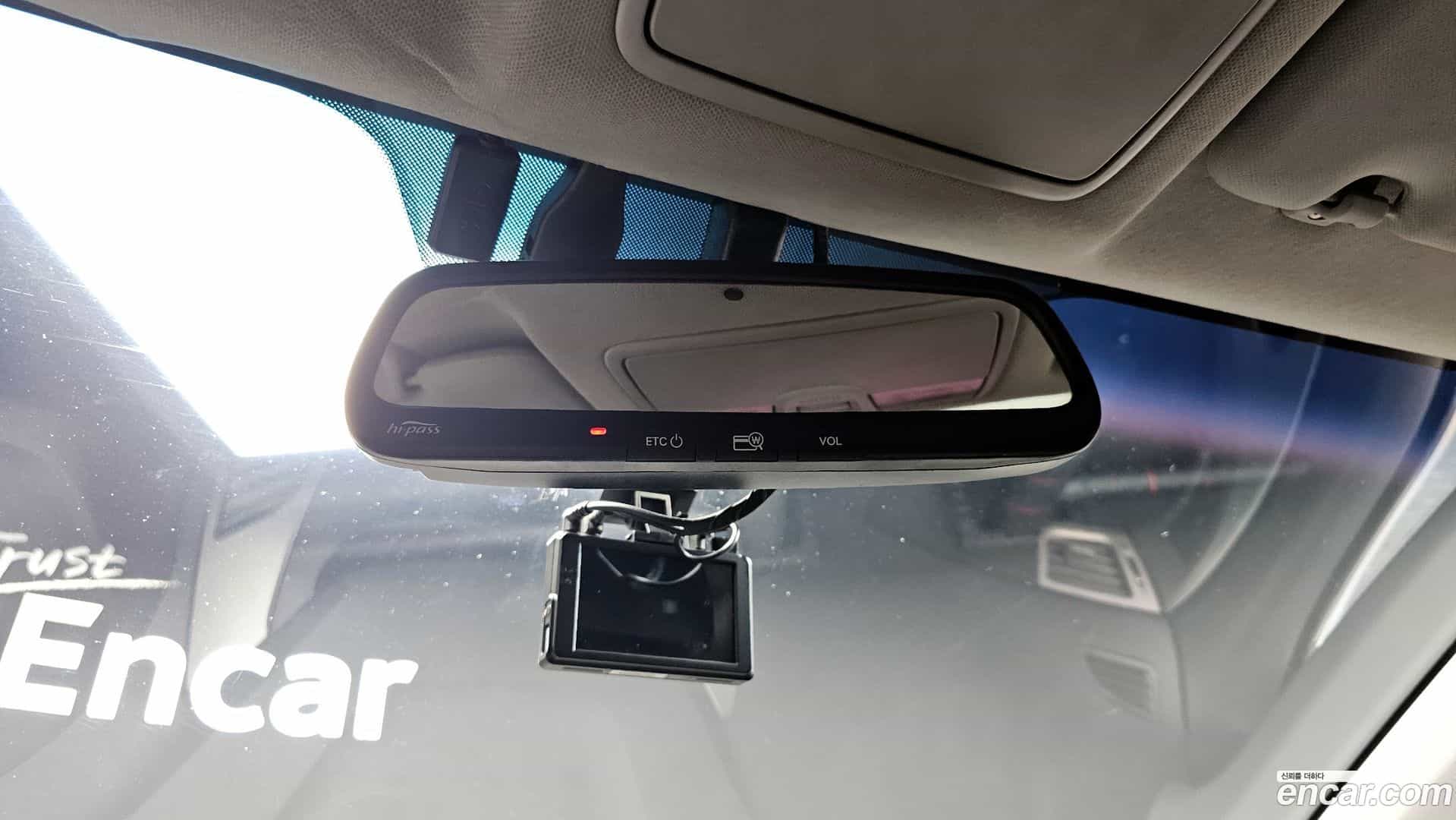 AVANTE Hyundai 2013.11-OPTION-021