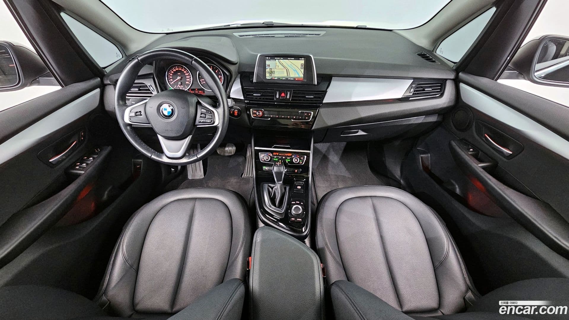 Main__Slider__Photo:2-Series BMW 2015.8-6