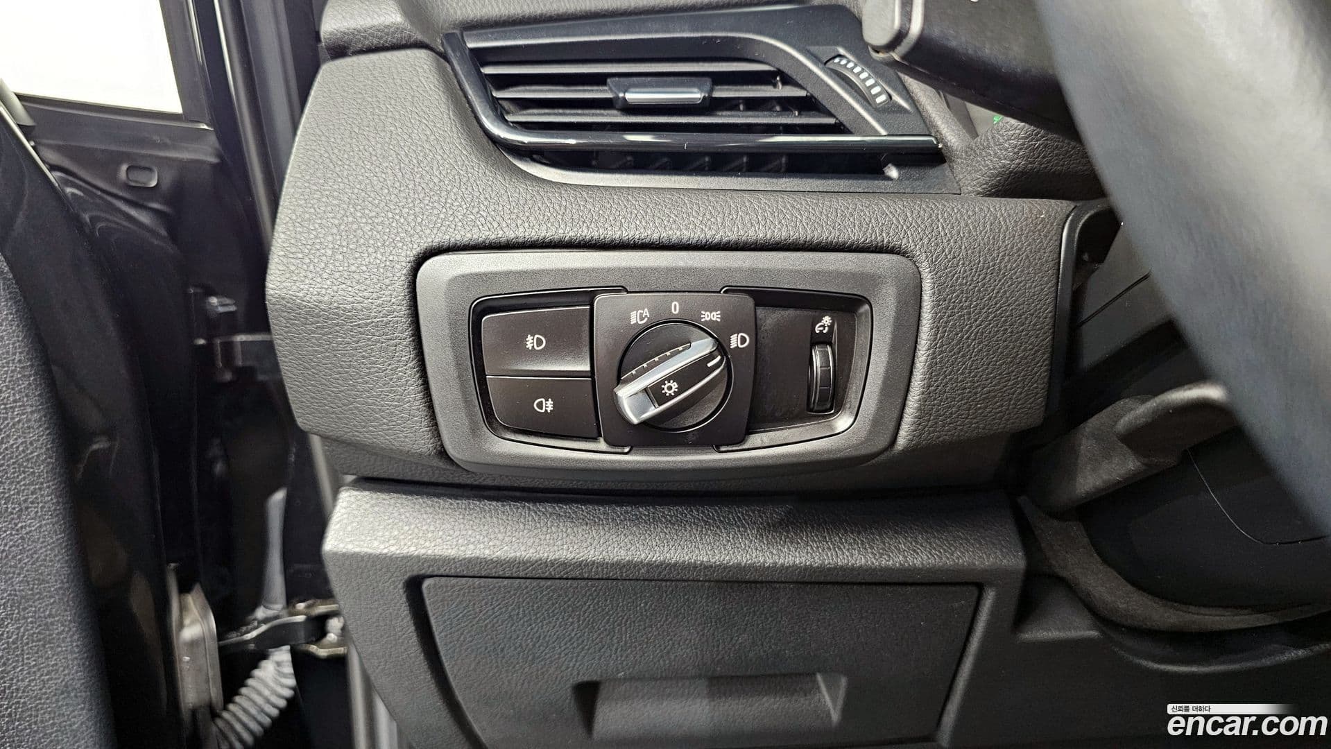 Main__Slider__Photo:2-Series BMW 2015.8-14