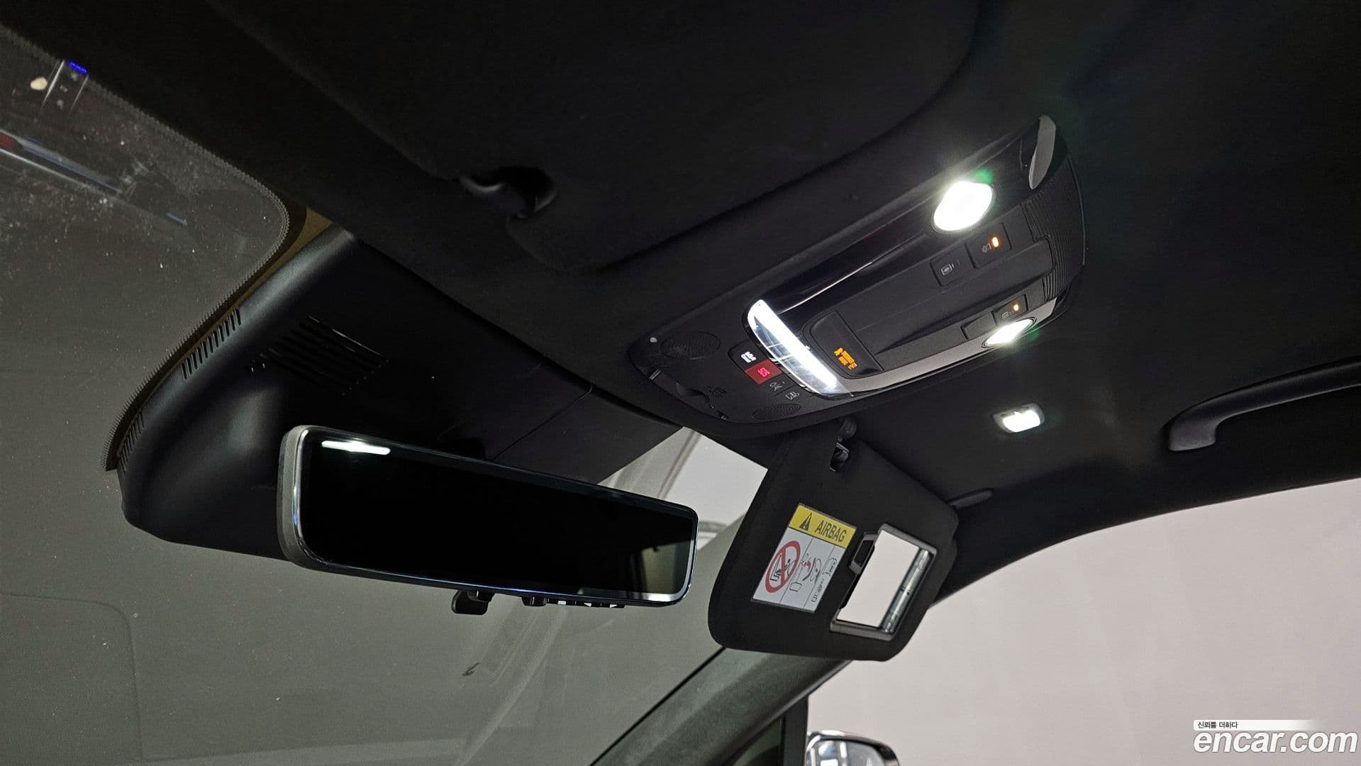 Main__Slider__Photo:Sorento Kia 2025.3-16