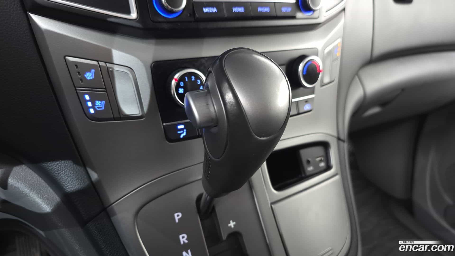 Starex Hyundai 2020.7-INNER-009