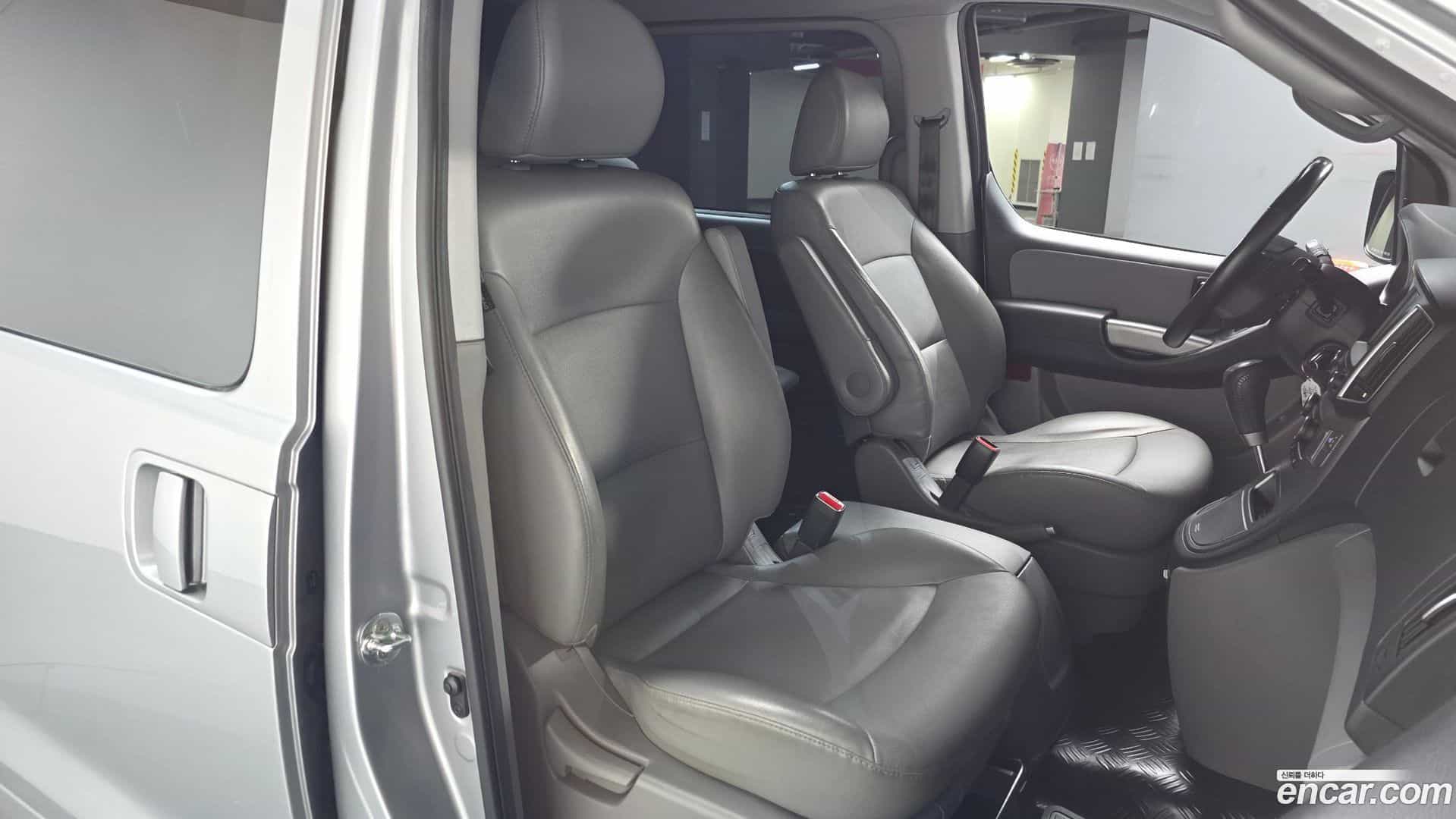 Starex Hyundai 2020.7-INNER-010