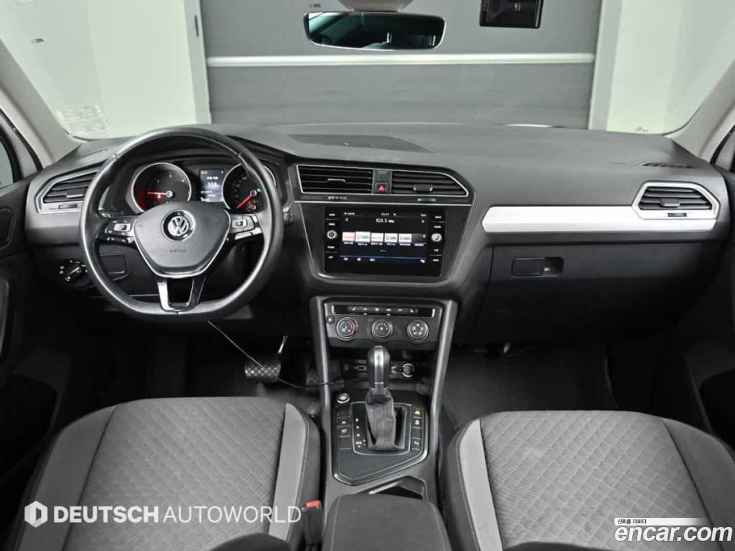 Tiguan Volkswagen 2018.7-INNER-007