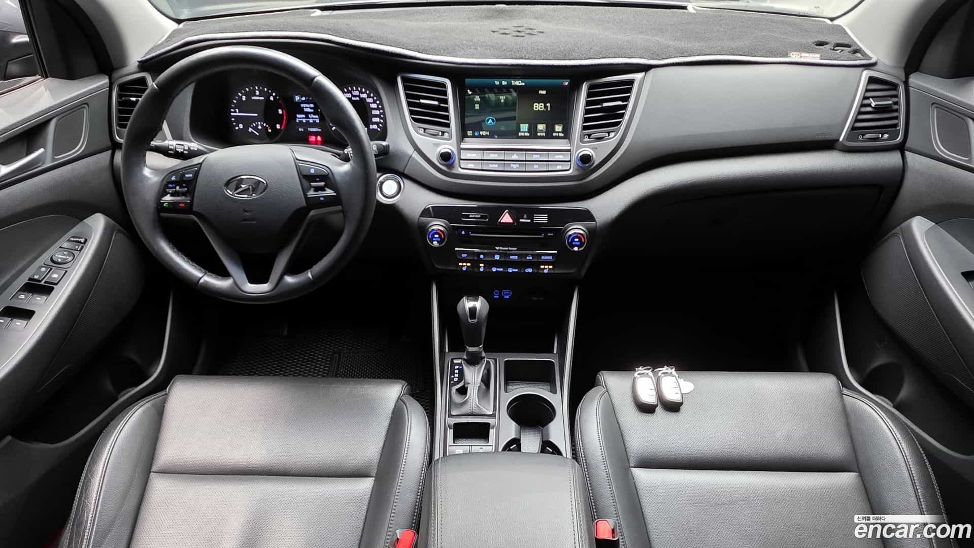 Tucson Hyundai 2016.0-INNER-007