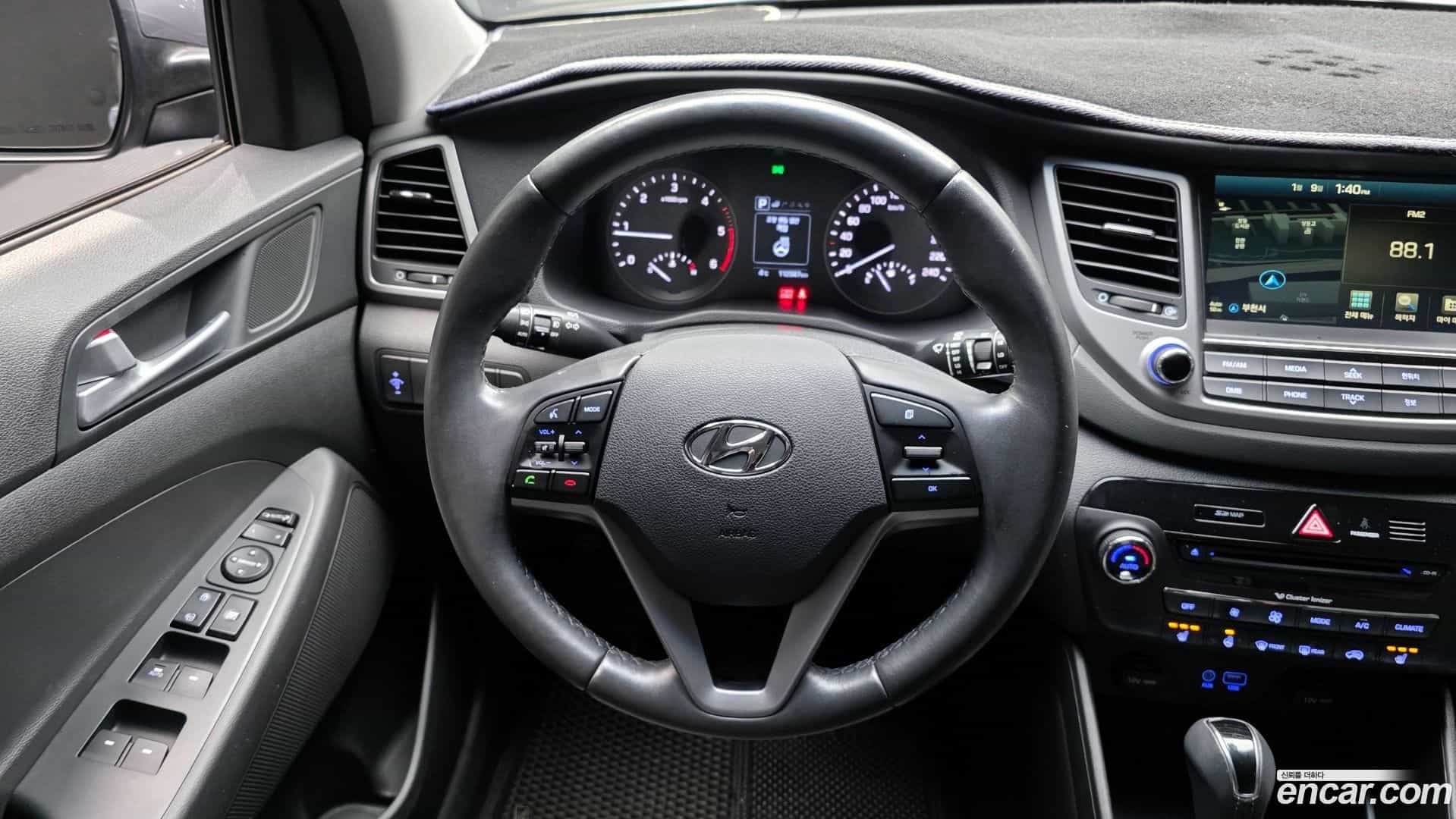 Tucson Hyundai 2016.0-OPTION-017