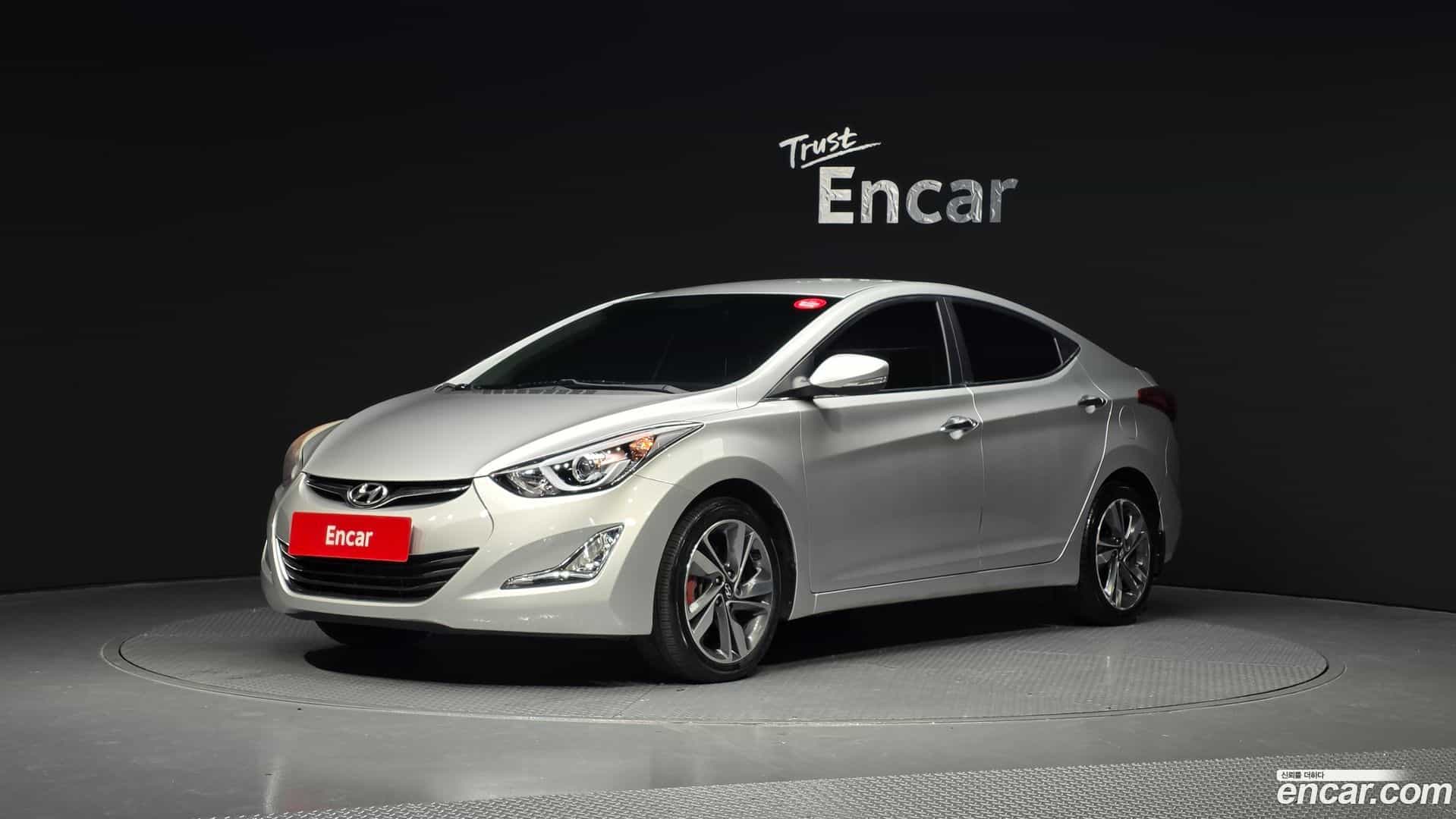 AVANTE Hyundai 2013.8-OUTER-001