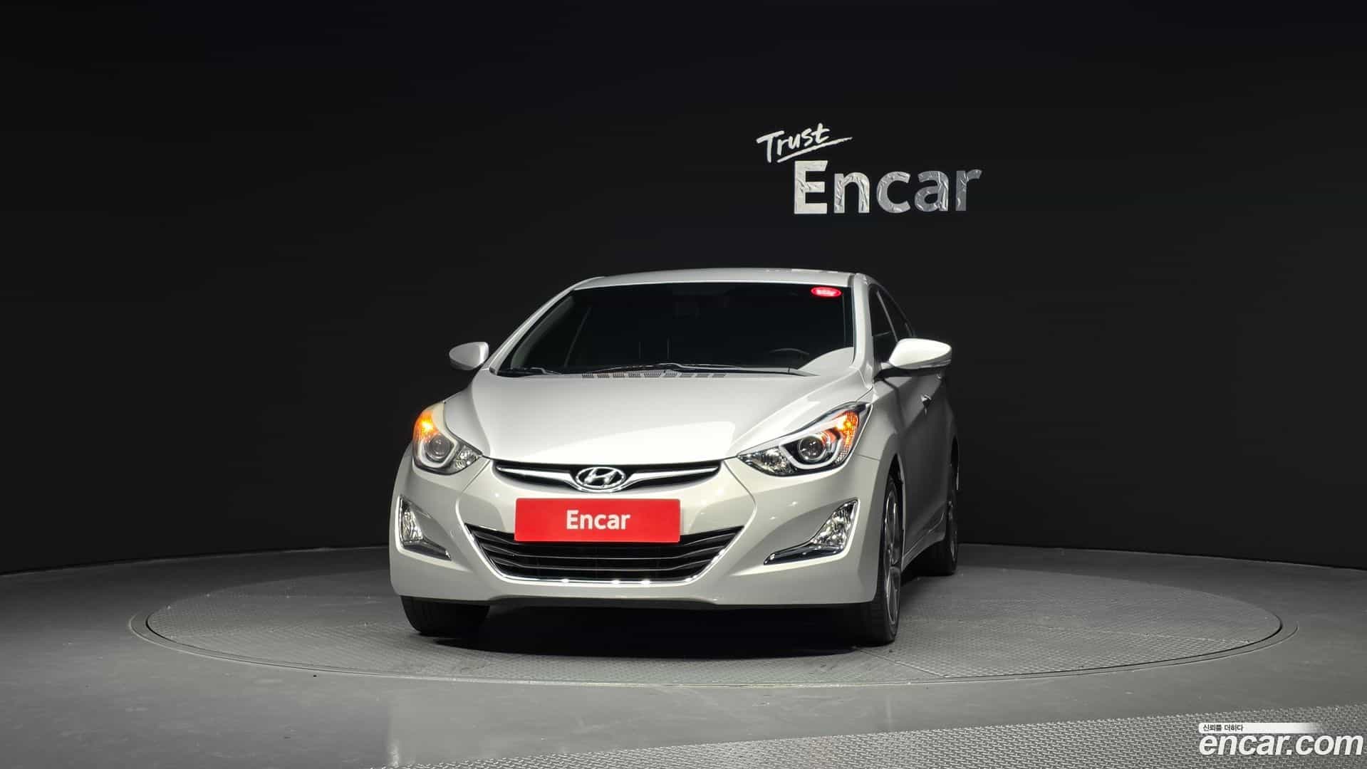 AVANTE Hyundai 2013.8-OUTER-003