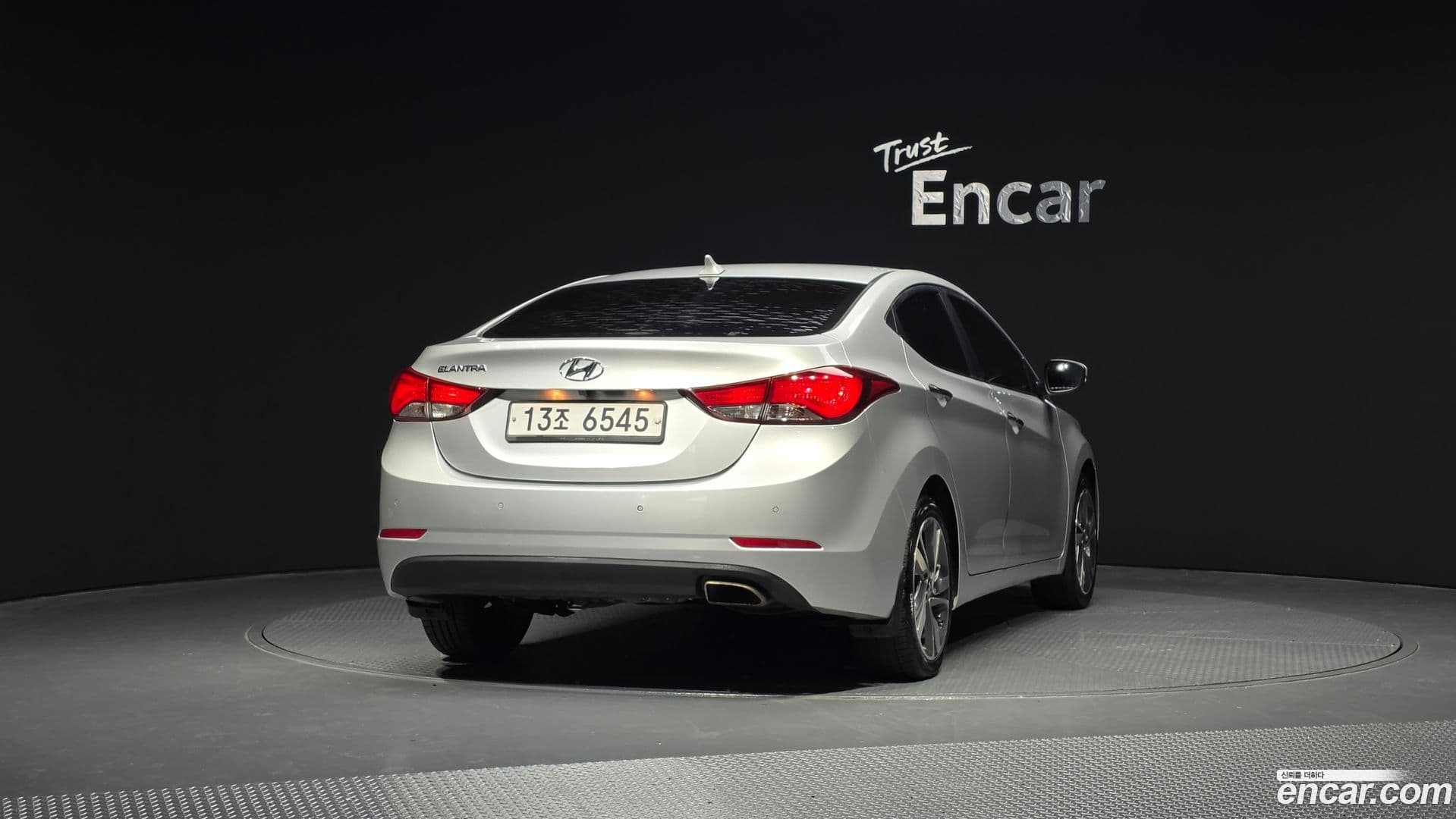 Main__Slider__Photo:AVANTE Hyundai 2013.8-3