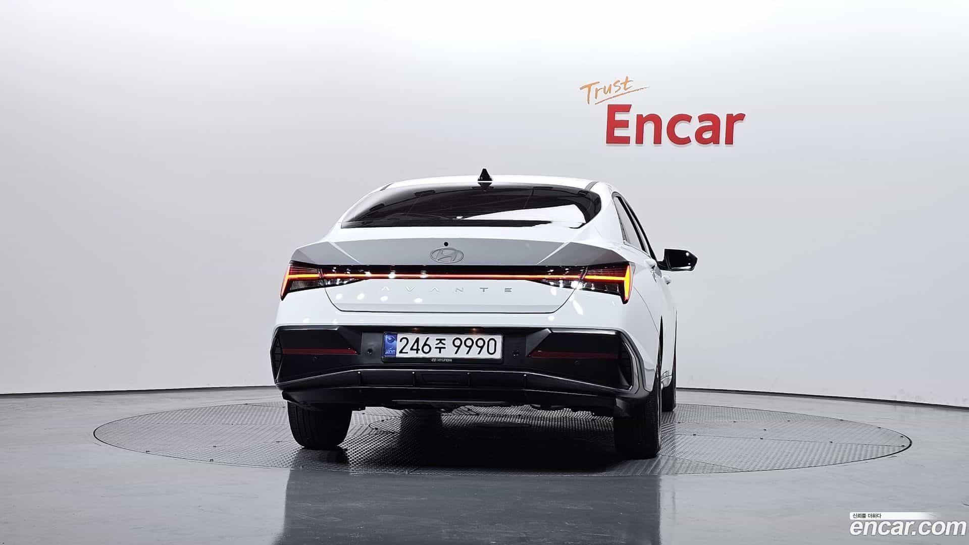 AVANTE Hyundai 2025.2-OUTER-004