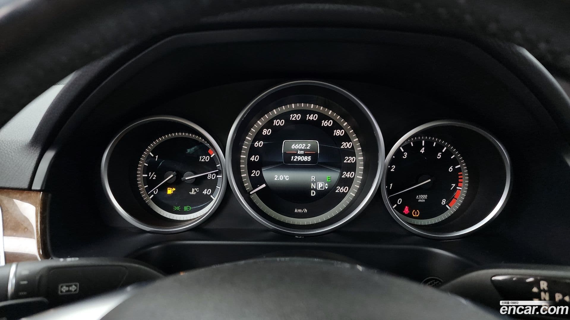 Main__Slider__Photo:E-Class Mercedes-Benz 2015.5-7